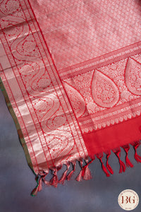 Kuttu Gadwal Pure silk handloom saree - red with green