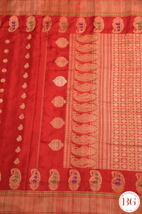 No Zari Kuttu Gadwal Pure handloom silk saree - red with green