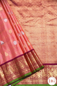 Kuttu Gadwal Pure silk handloom saree - gajri with purple