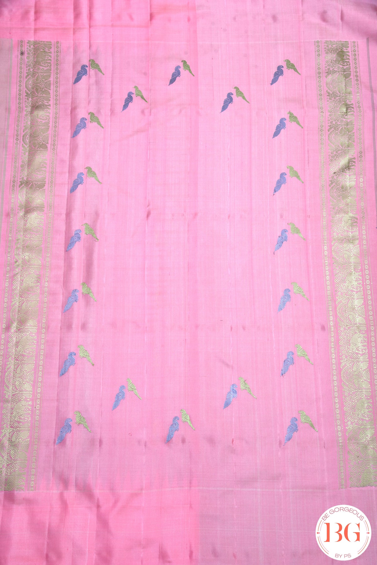 No Zari Kuttu Gadwal Pure handloom silk saree - pista green with baby pink