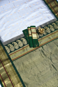 Kuttu Gadwal Pure silk handloom saree - grey with green