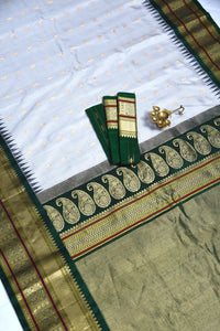 Kuttu Gadwal Pure silk handloom saree - grey with green