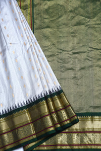 Kuttu Gadwal Pure silk handloom saree - grey with green