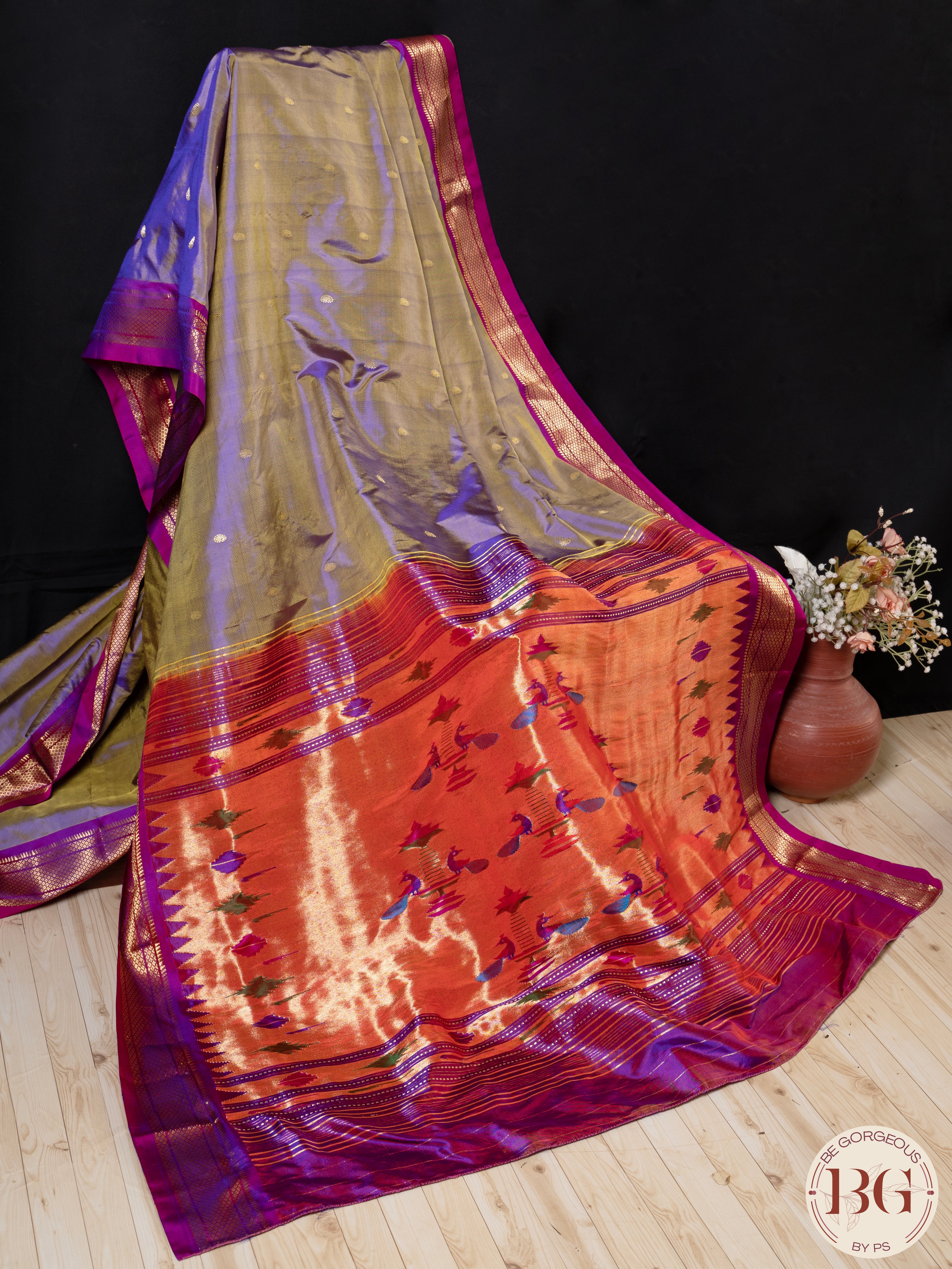 Paithani Pure Silk Handloom Saree - Light Purple