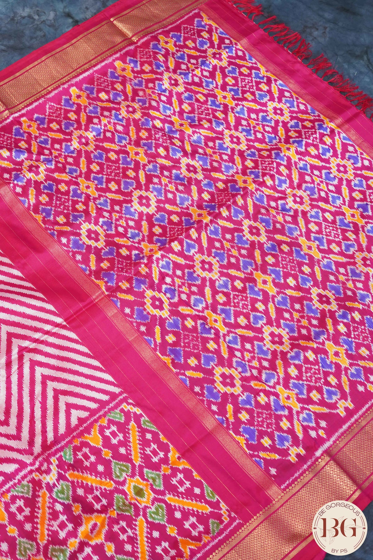 Ikkat Pure silk handloom saree with zig zag - Pink