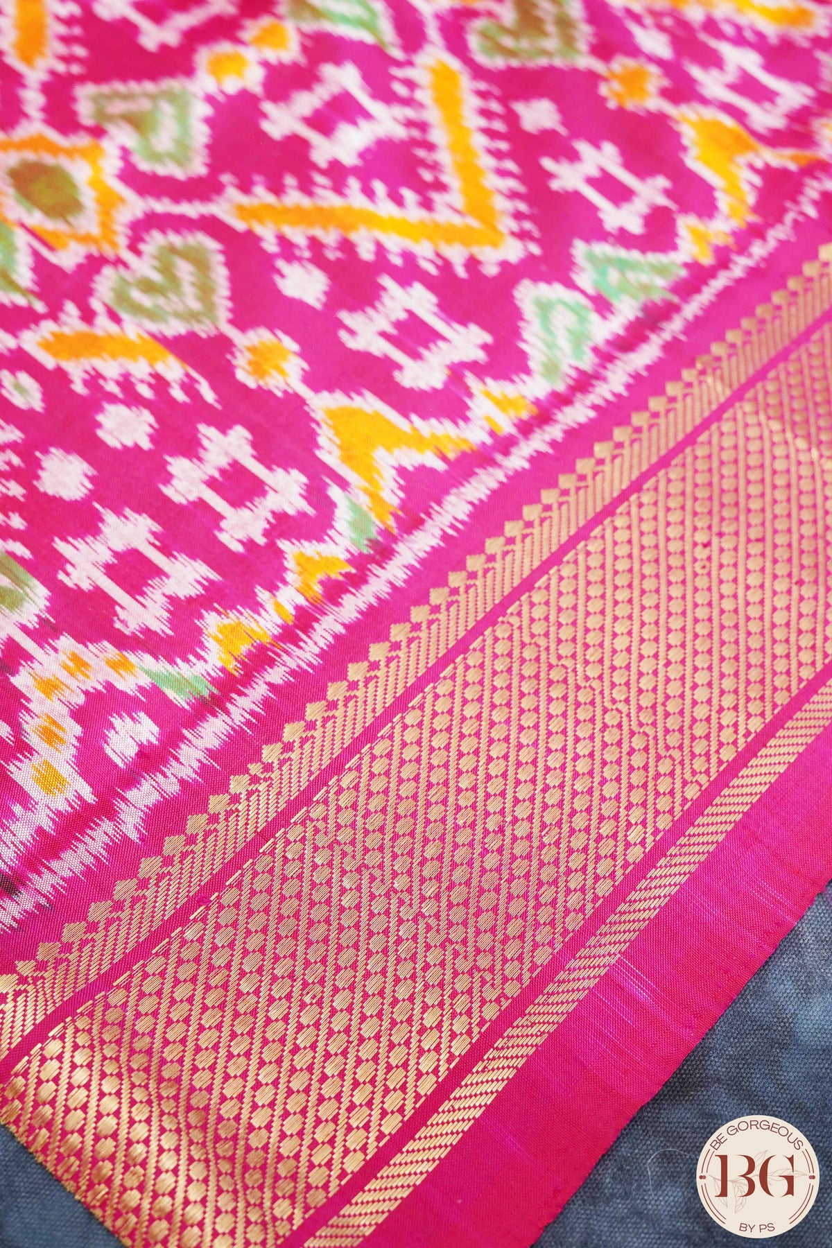 Ikkat Pure silk handloom saree with zig zag - Pink