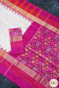 Ikkat Pure silk handloom saree with checks - Off White Pink