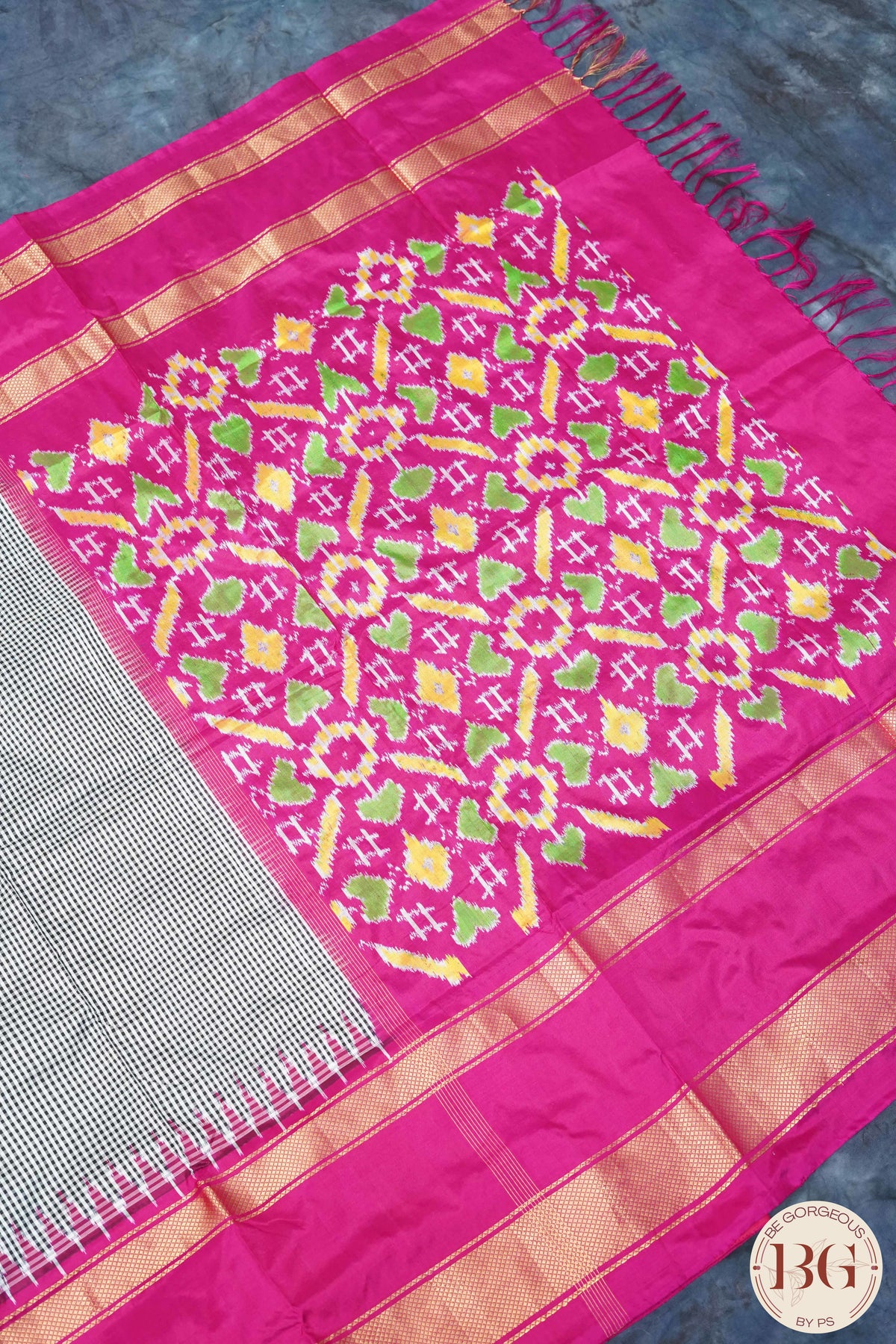 Ikkat Pure silk handloom saree with checks and pink border - Black Pink