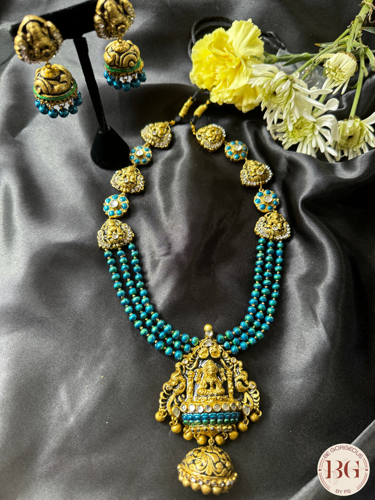 Terracotta Handmade Jewelery - Tarani