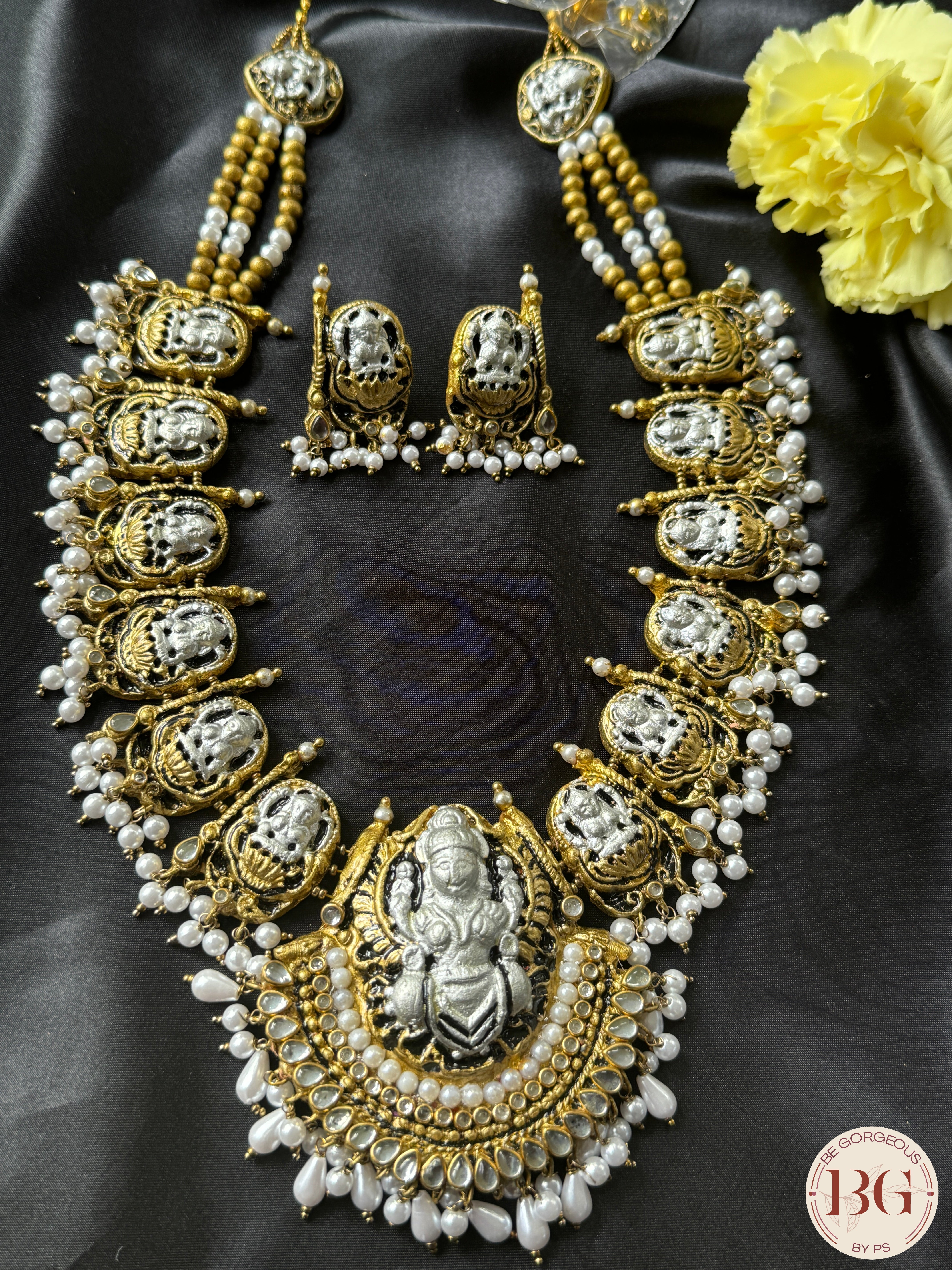 Terracotta Handmade Jewelery - Swara