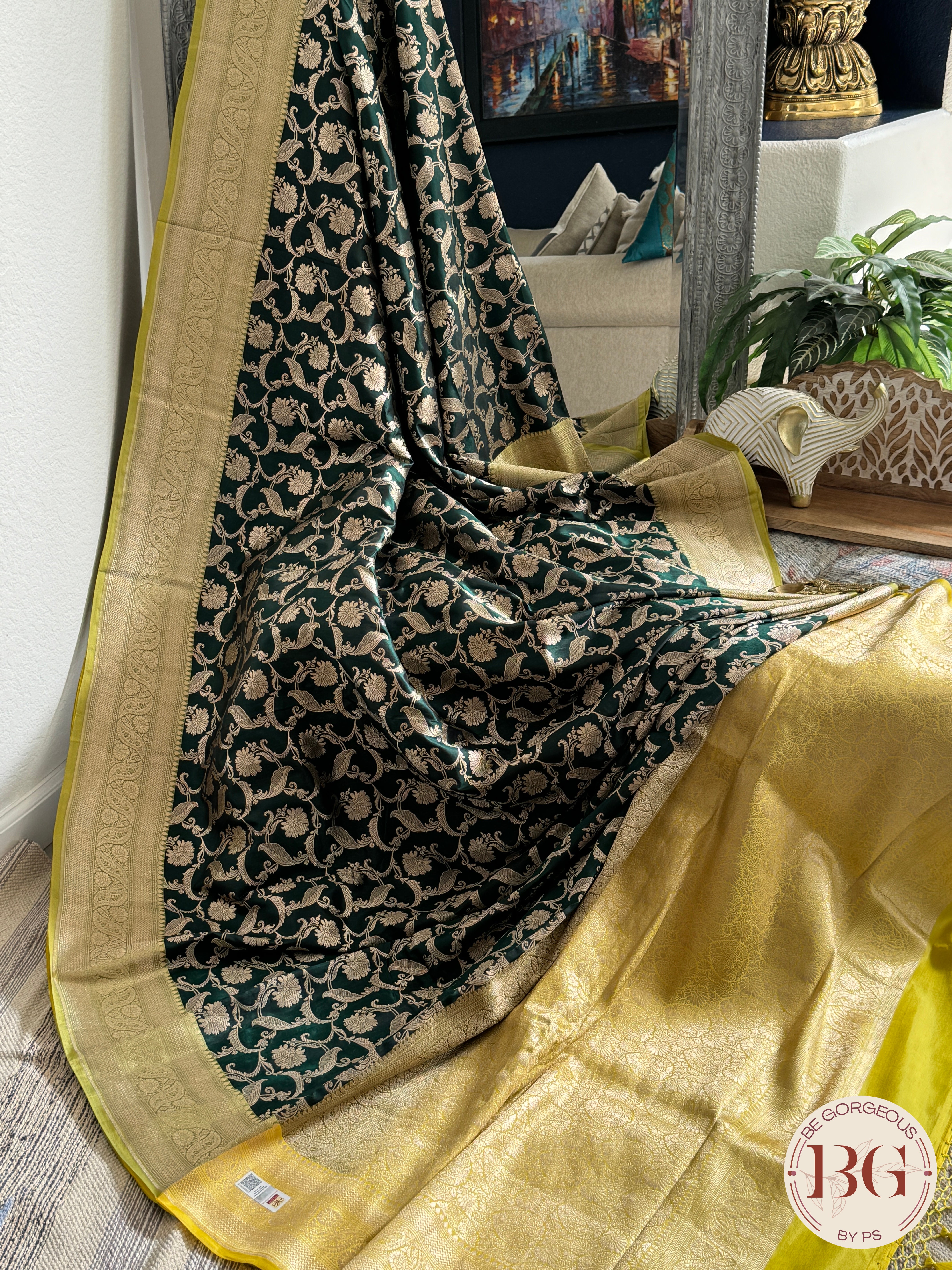 Pure Banarasi Handloom Katan Silk Contrast Border Pallu Golden Zari Cutwork Weaving Saree - Green Yellow
Silkmark certfiied