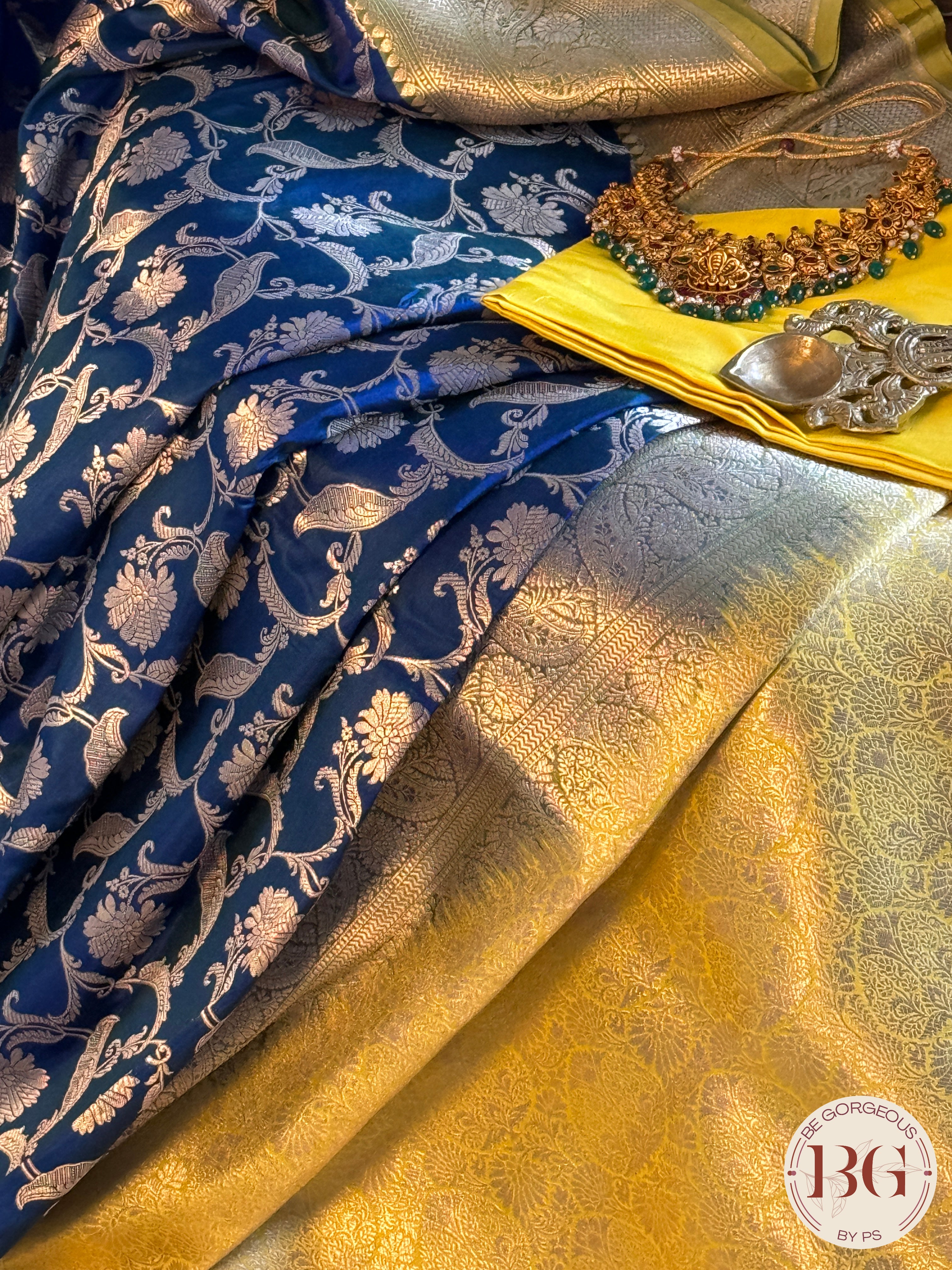 Pure Banarasi Handloom Katan Silk Contrast Border Pallu Golden Zari Cutwork Weaving Saree - Blue Green
Silkmark certfiied