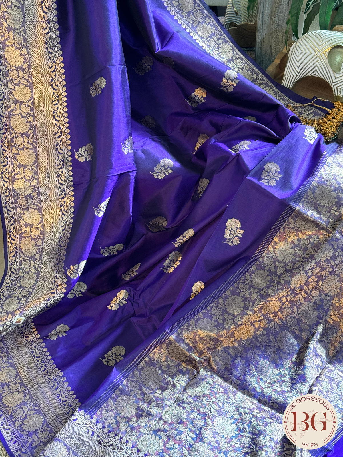 Pure Banarasi Handloom Katan Silk Kadhua Weaved Saree - Blue
Silkmark certfiied