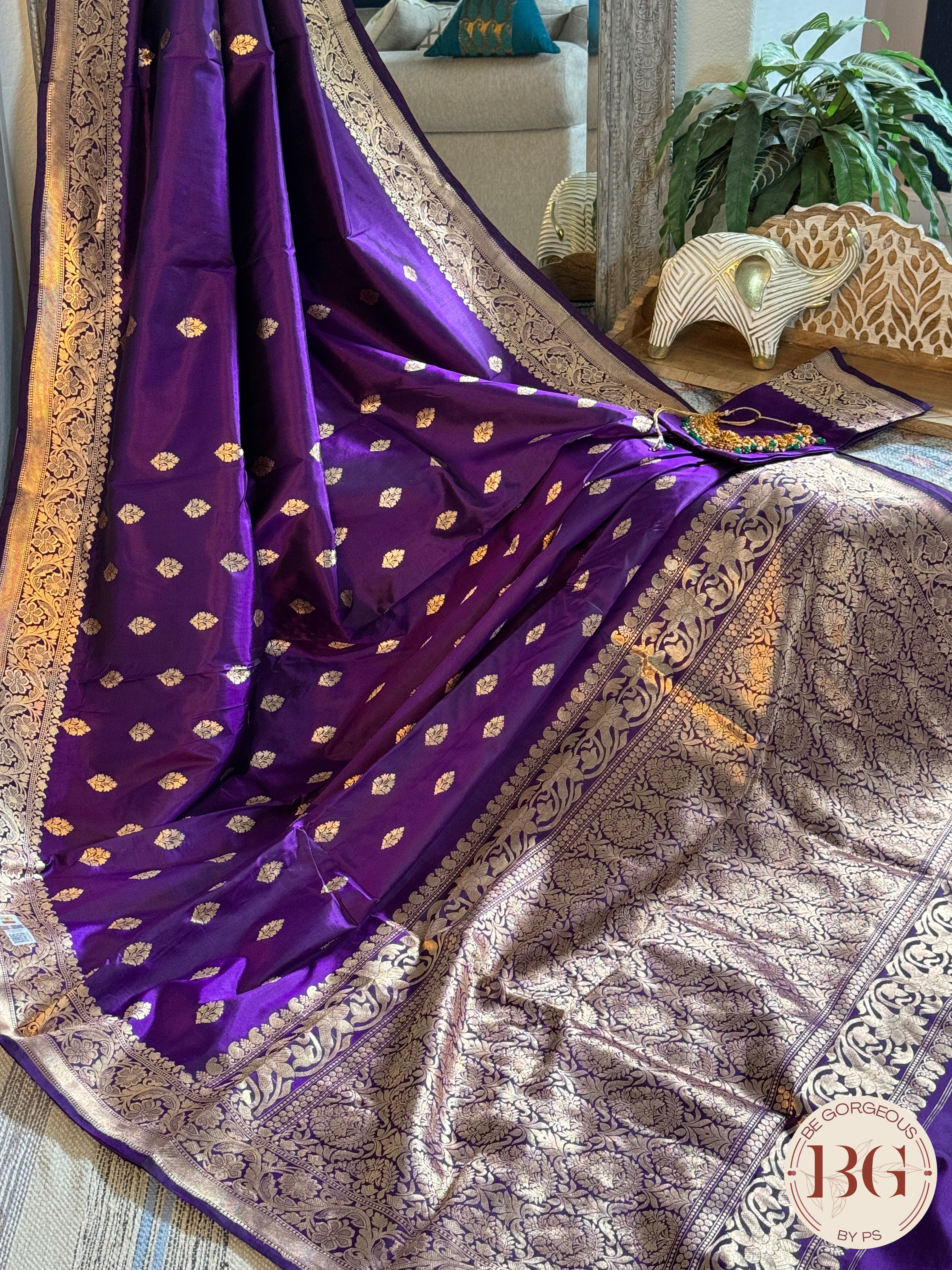 Pure Banarasi Handloom Katan Silk Kadhua Weaved Saree - Purple
Silkmark certfiied