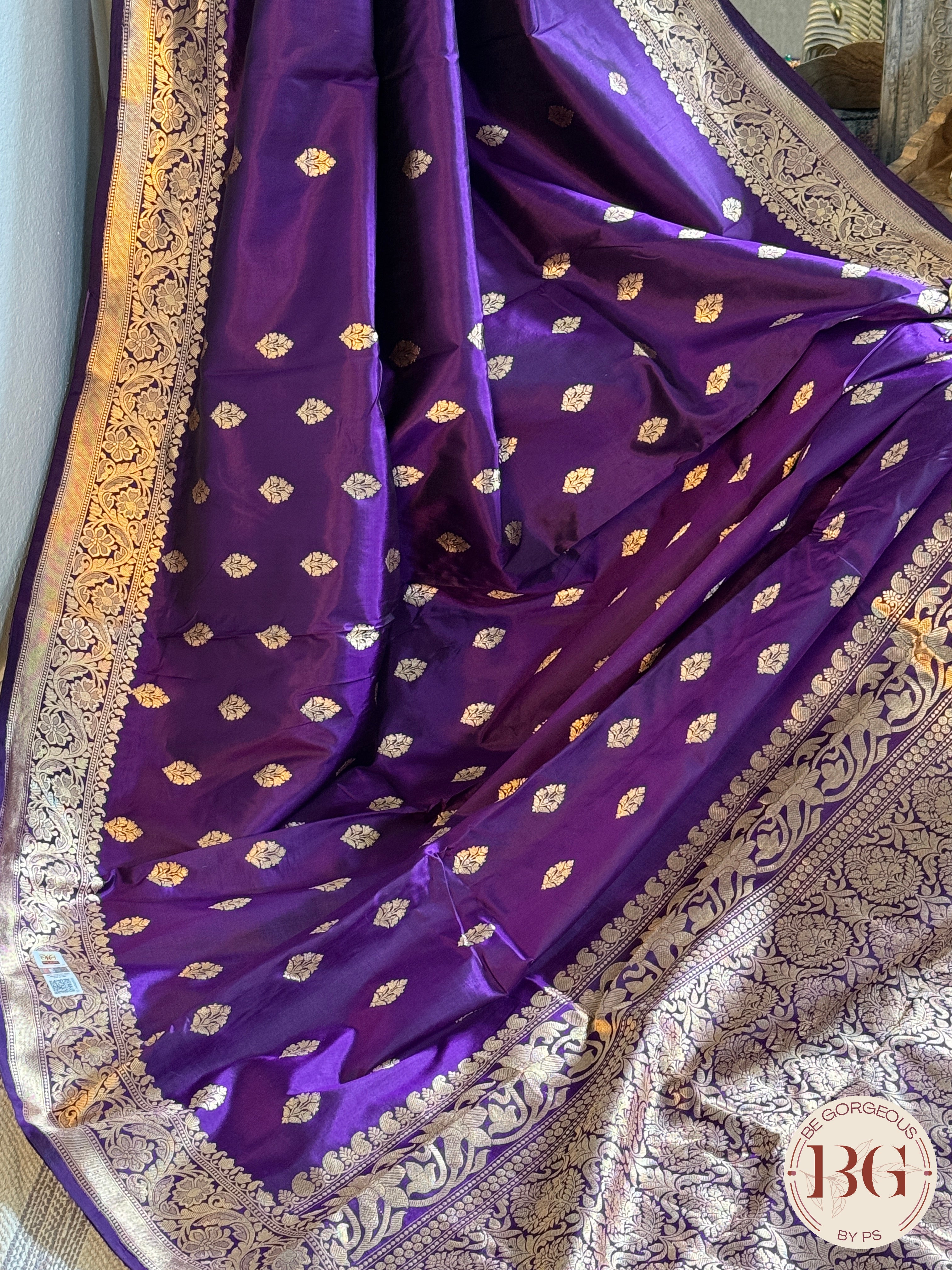 Pure Banarasi Handloom Katan Silk Kadhua Weaved Saree - Purple
Silkmark certfiied