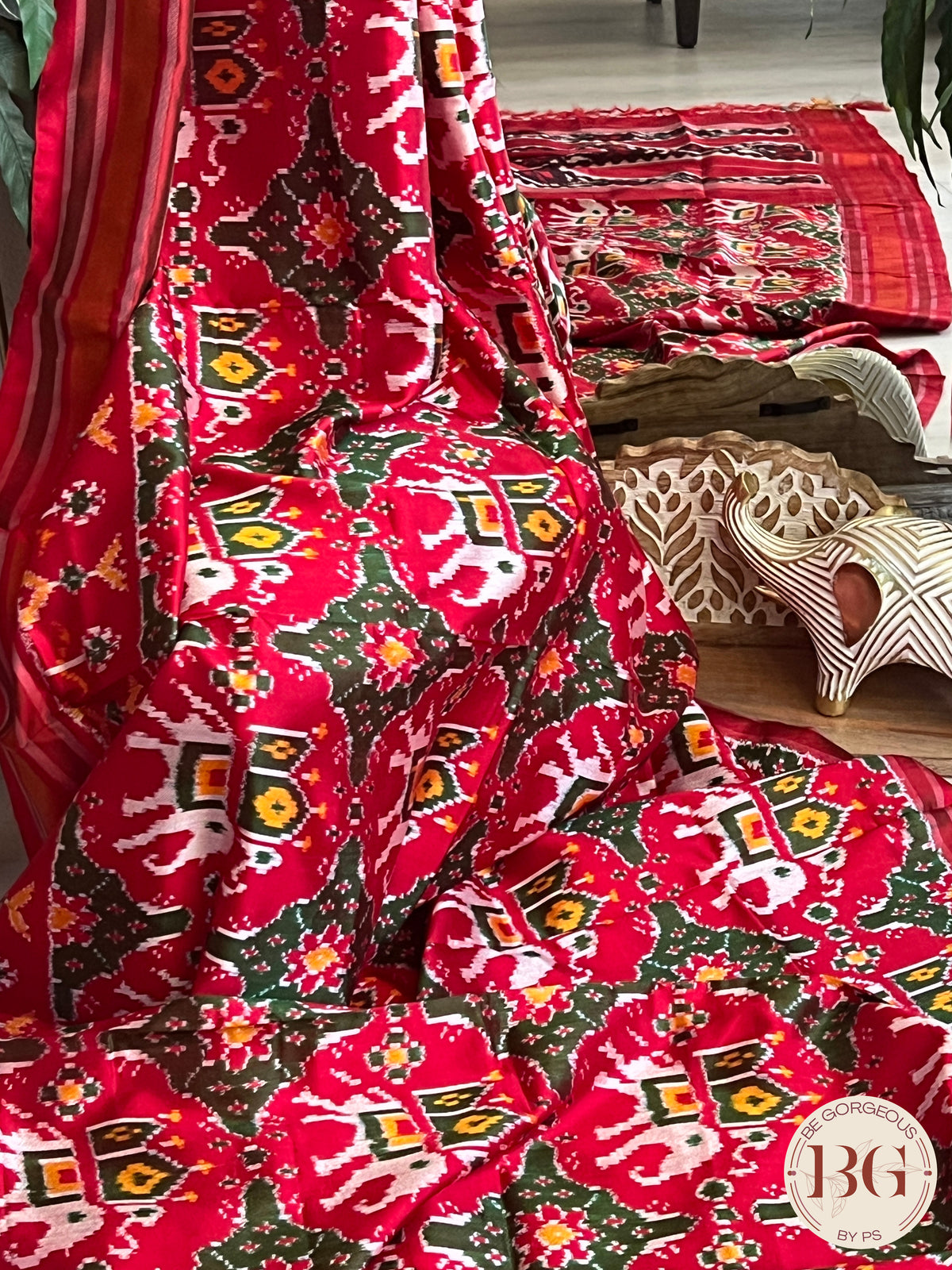 Pochumpally ikkat Pure silk handloom saree color - red