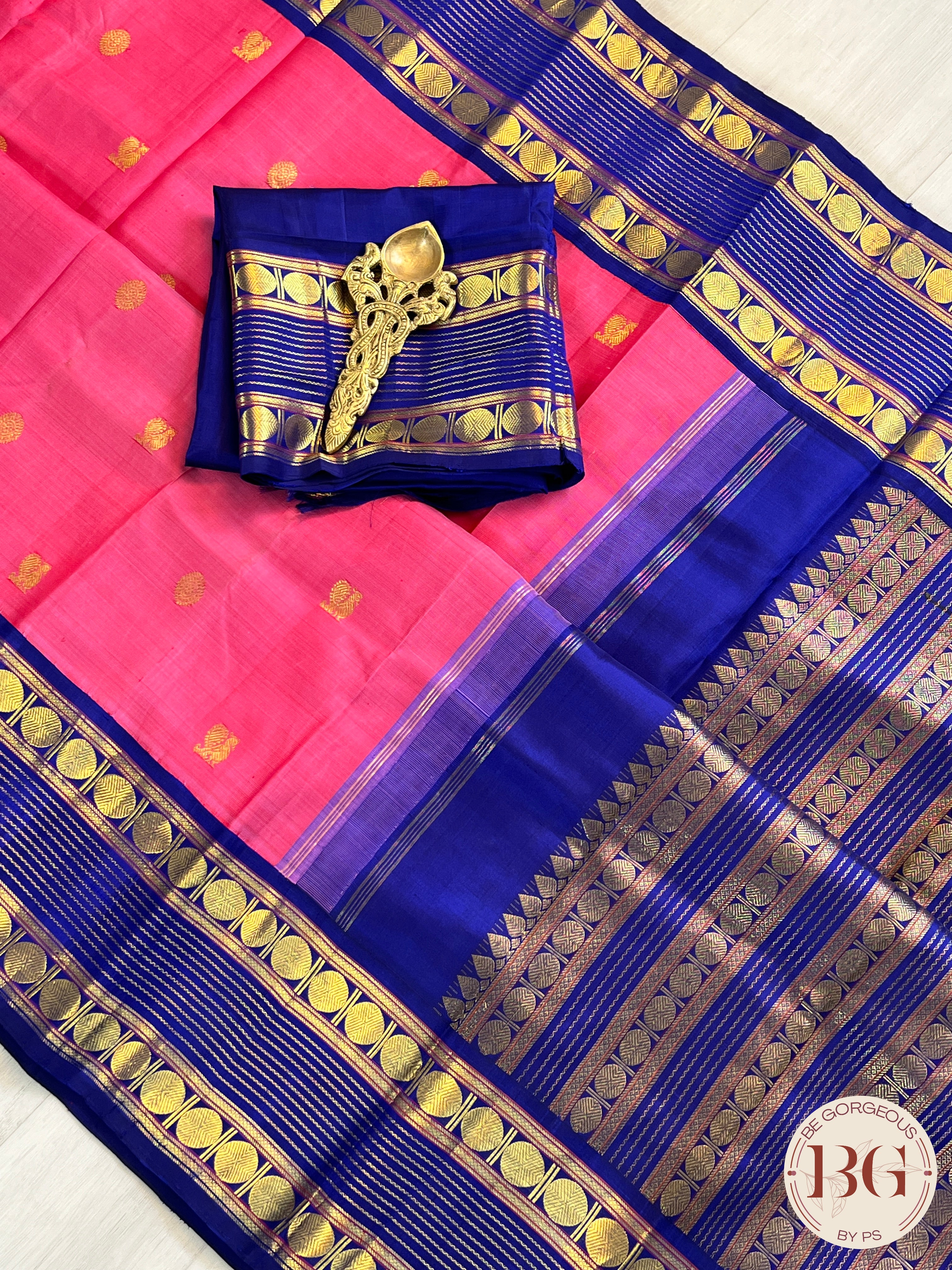 Pure Kanjeevaram Silk saree color - pink blue