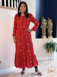 One piece Long dress with belt in Red color