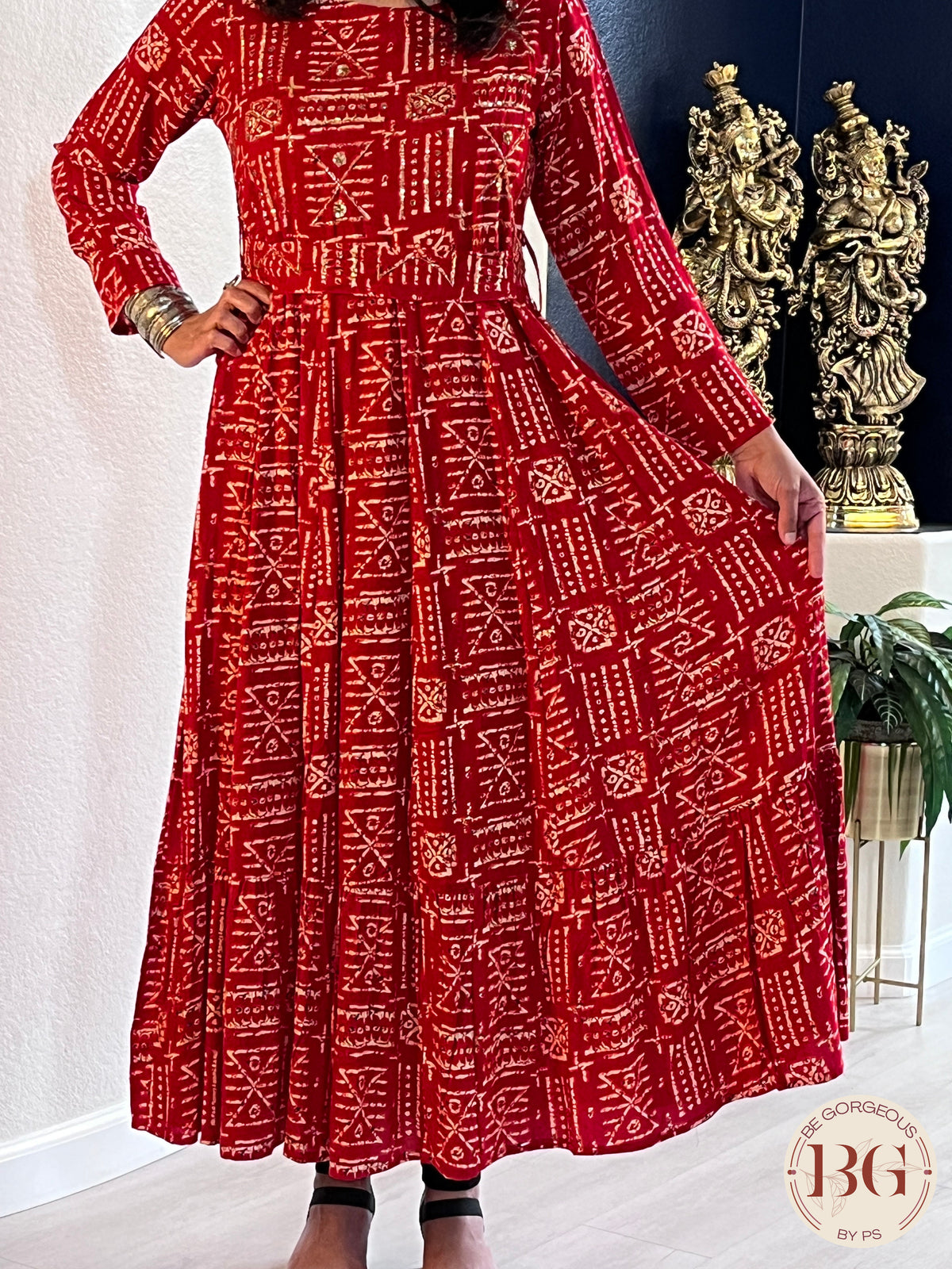 One piece Long dress with belt in Red color
