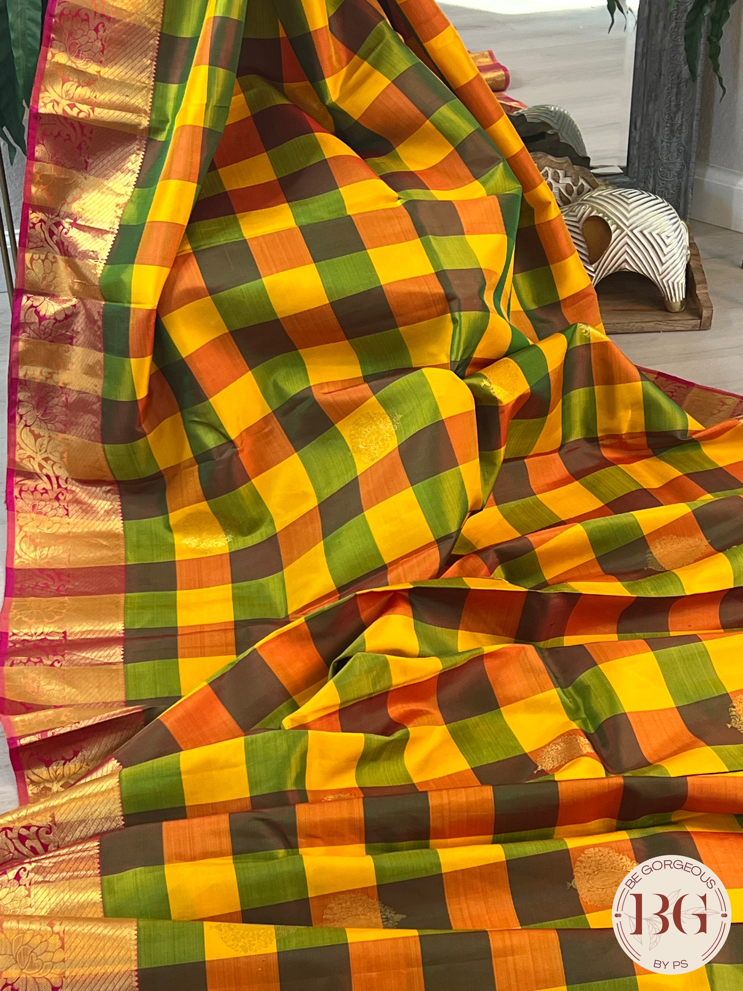 Pure Kanjeevaram Silk Handloom saree color - multicolor