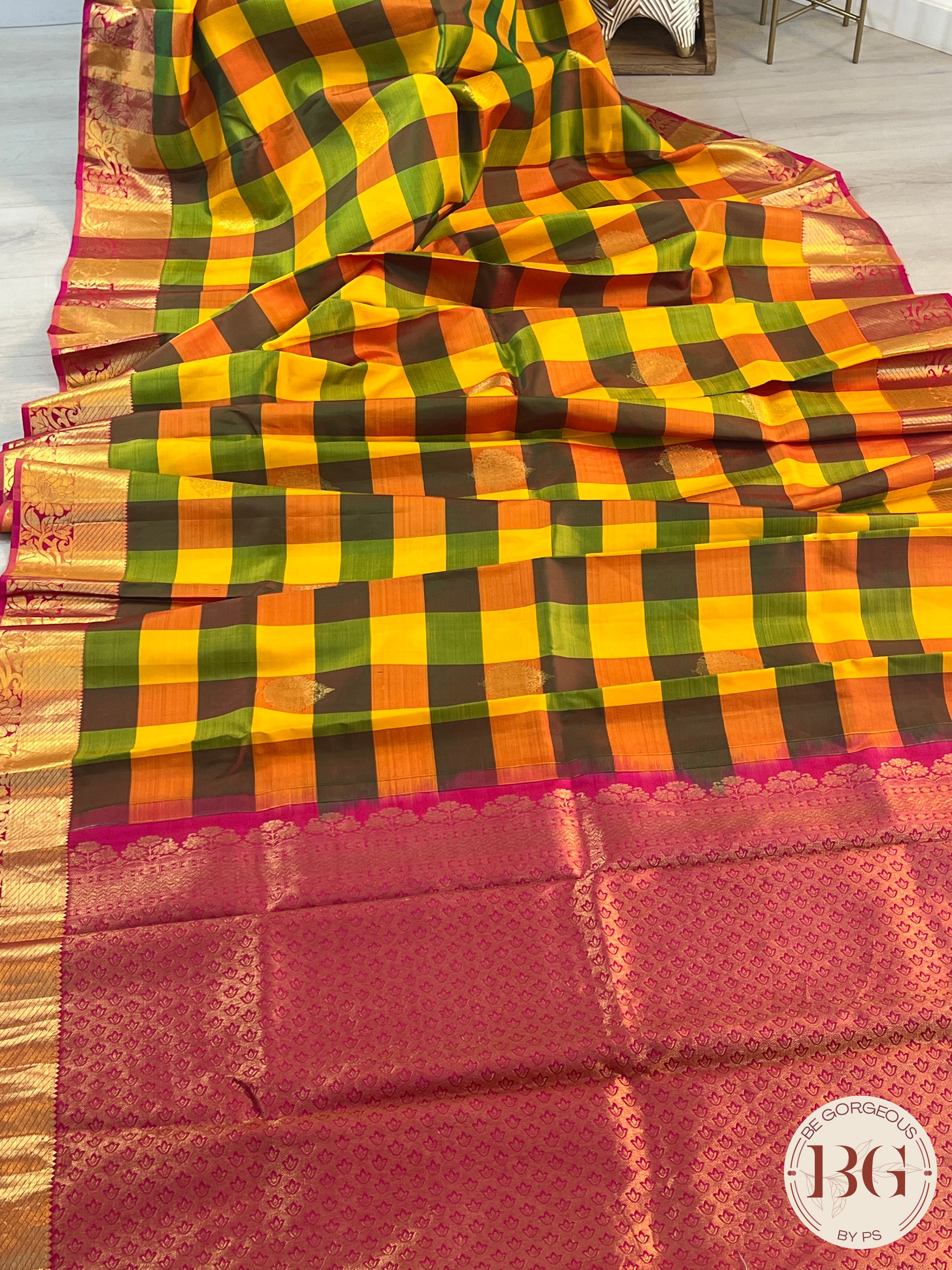 Pure Kanjeevaram Silk Handloom saree color - multicolor