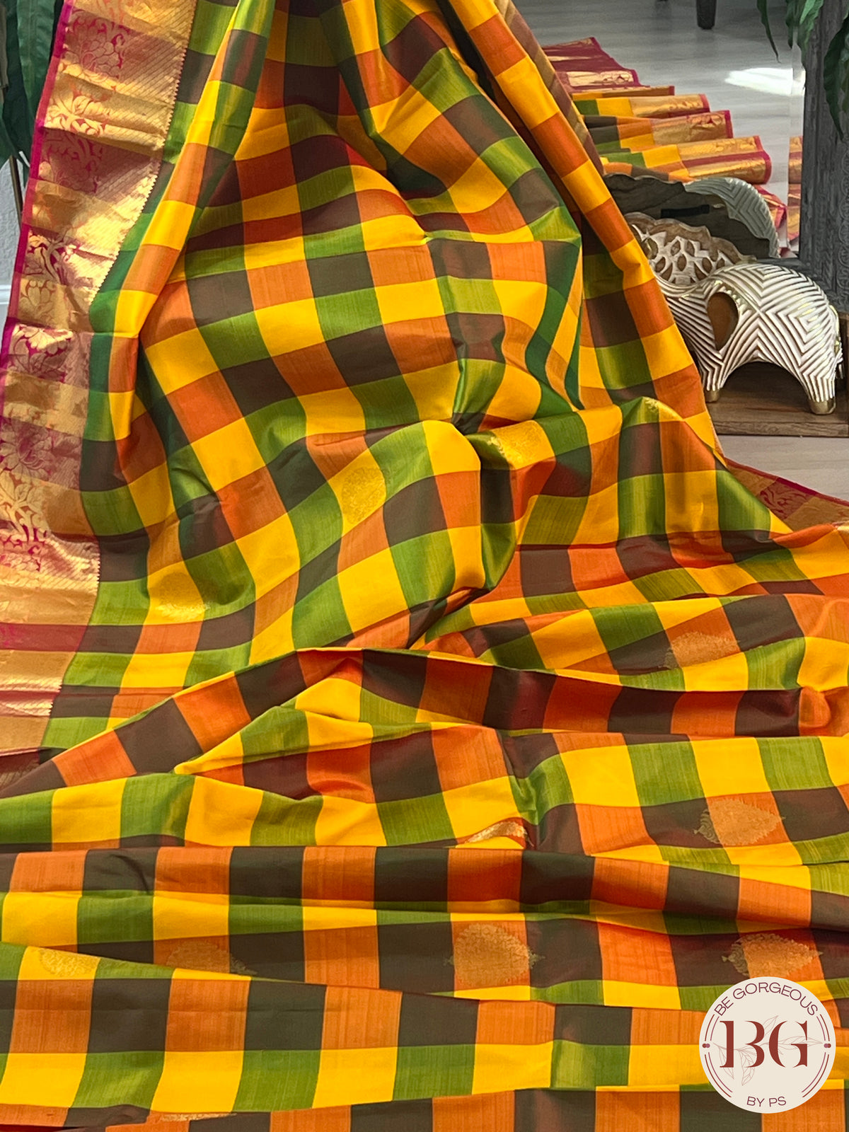 Pure Kanjeevaram Silk Handloom saree color - multicolor