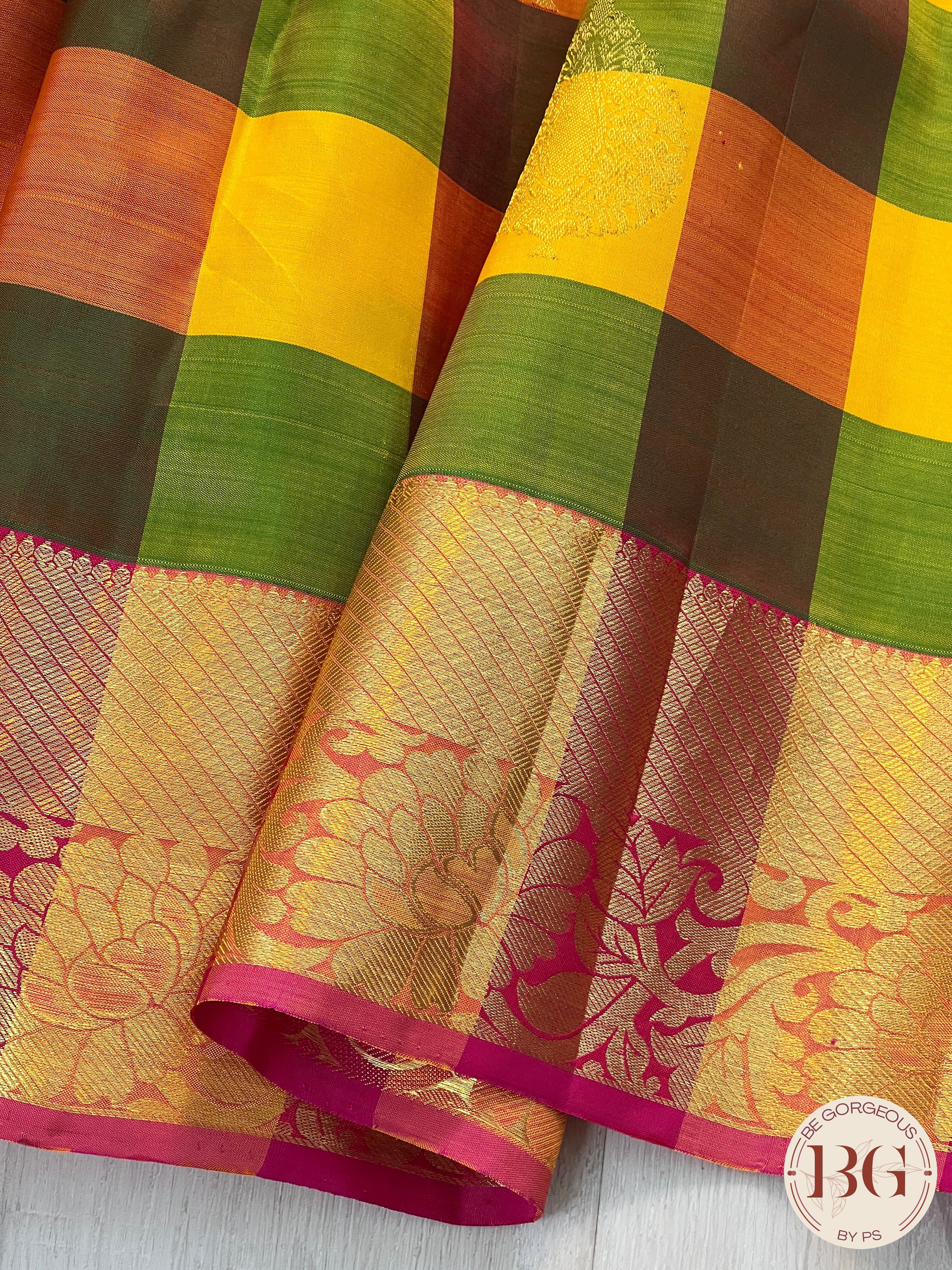 Pure Kanjeevaram Silk Handloom saree color - multicolor