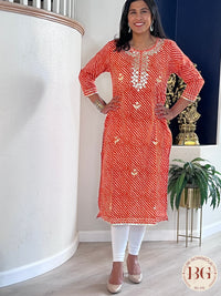 Kurti with lehriya print in orange color