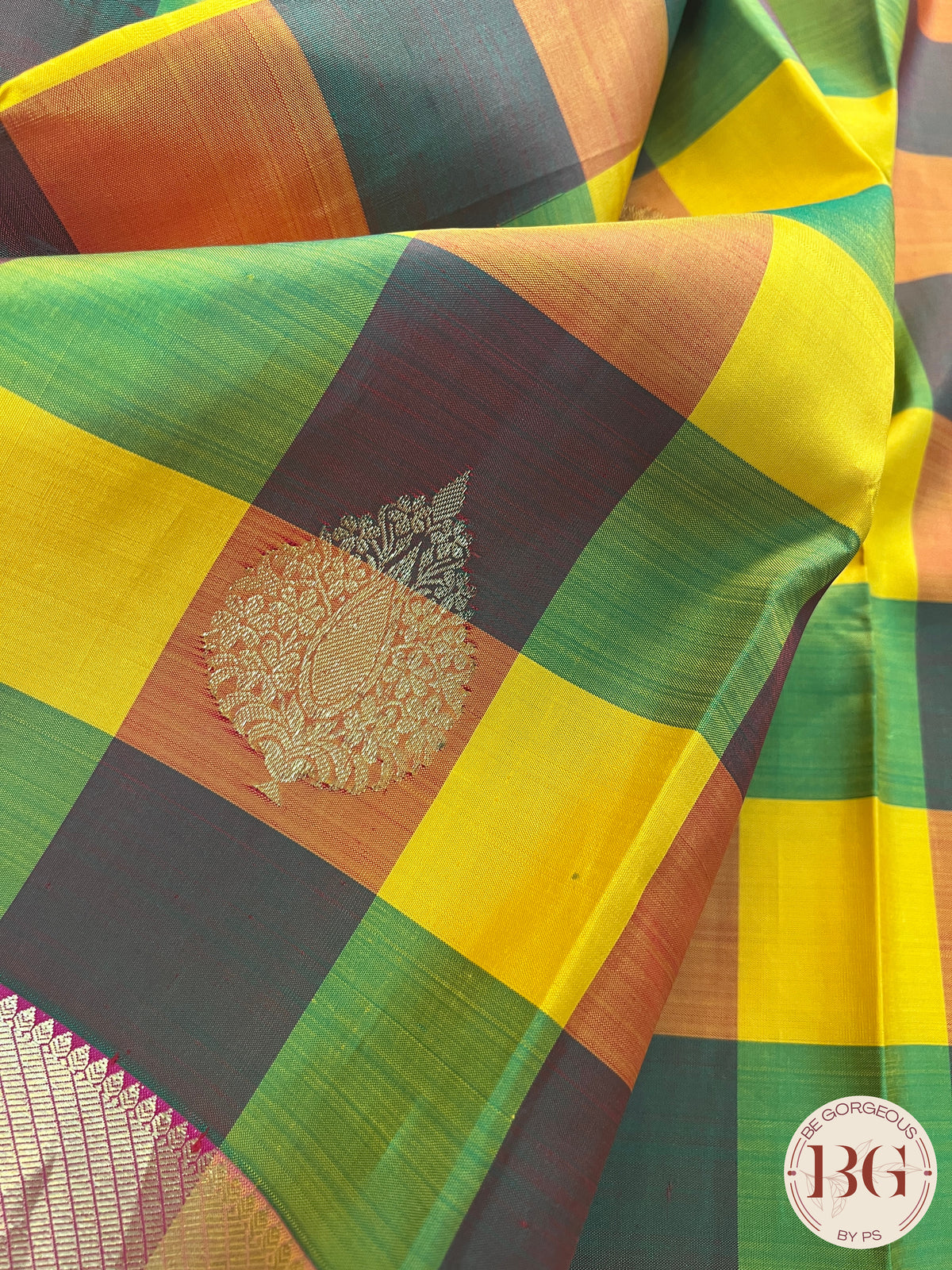 Pure Kanjeevaram Silk Handloom saree color - multicolor