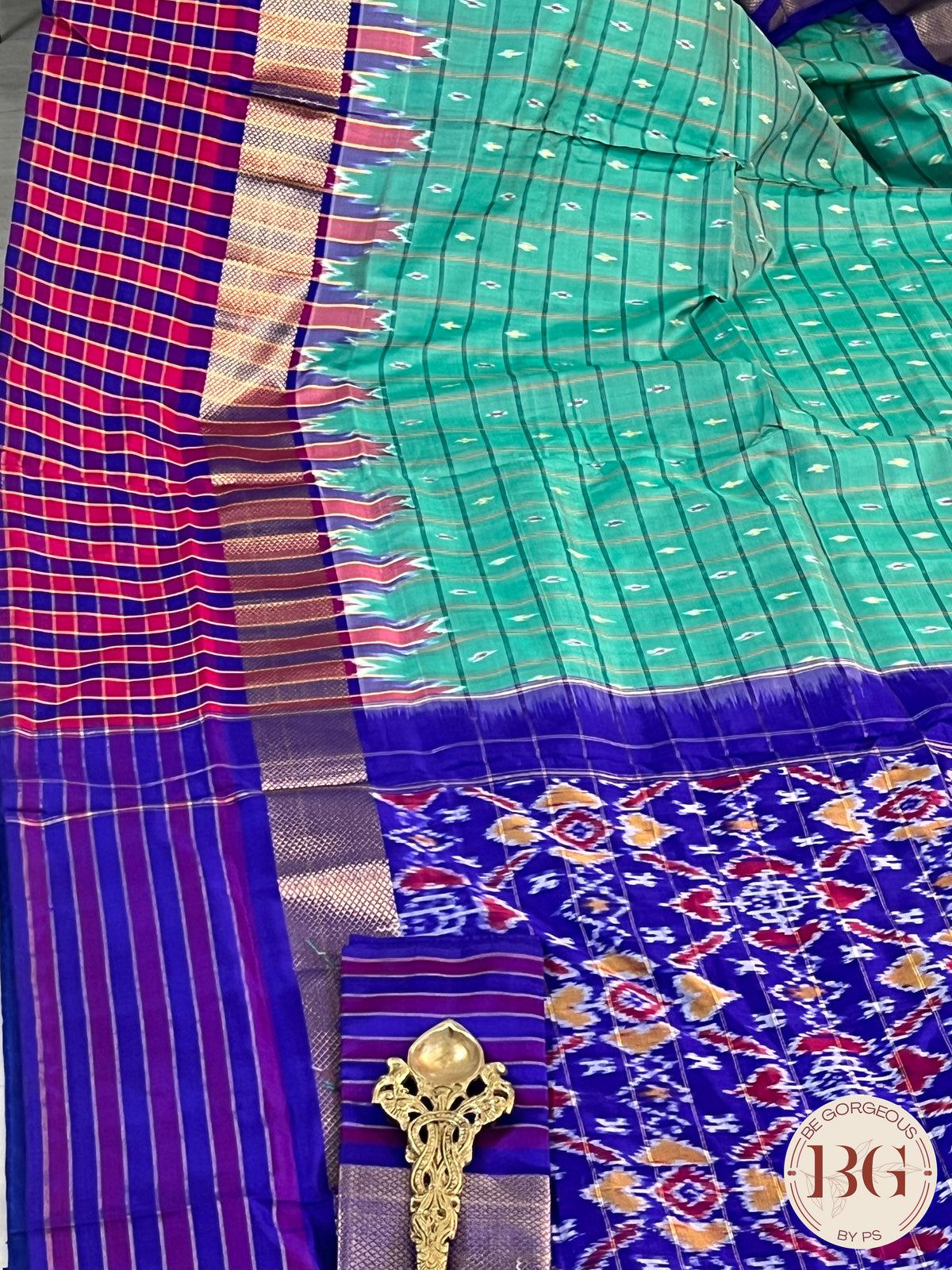 Pochumpally ikkat Pure silk handloom saree color - green