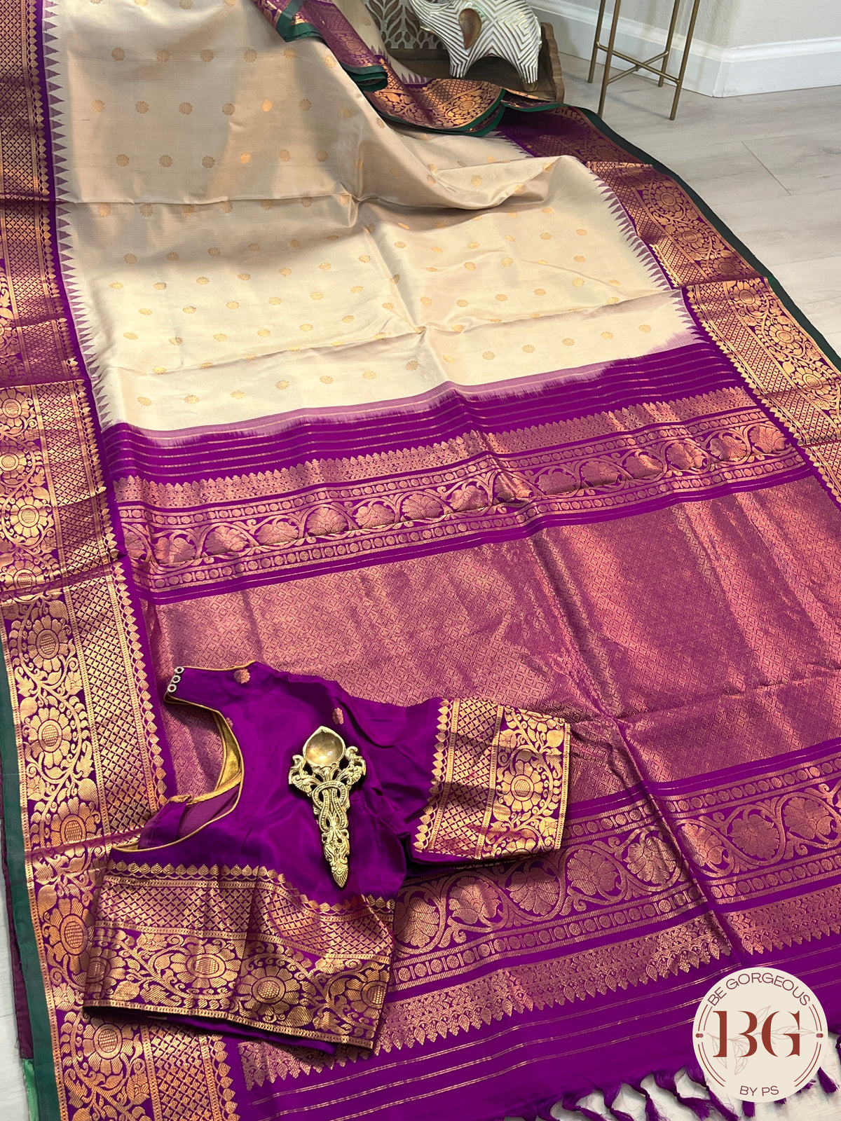 Gadwal Pure Silk Handloom Saree saree - purple