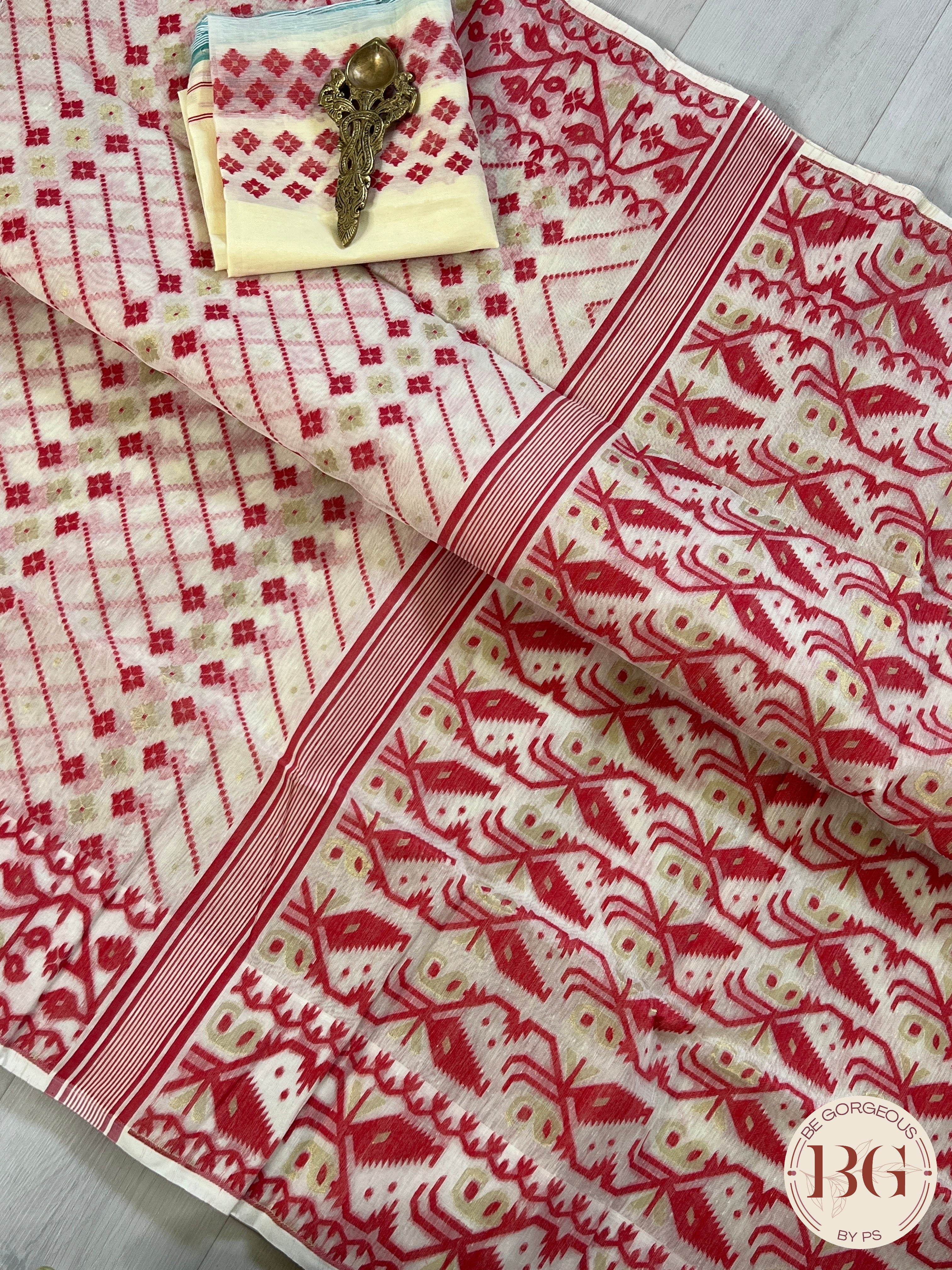 Cotton Jamdani saree color - beige red