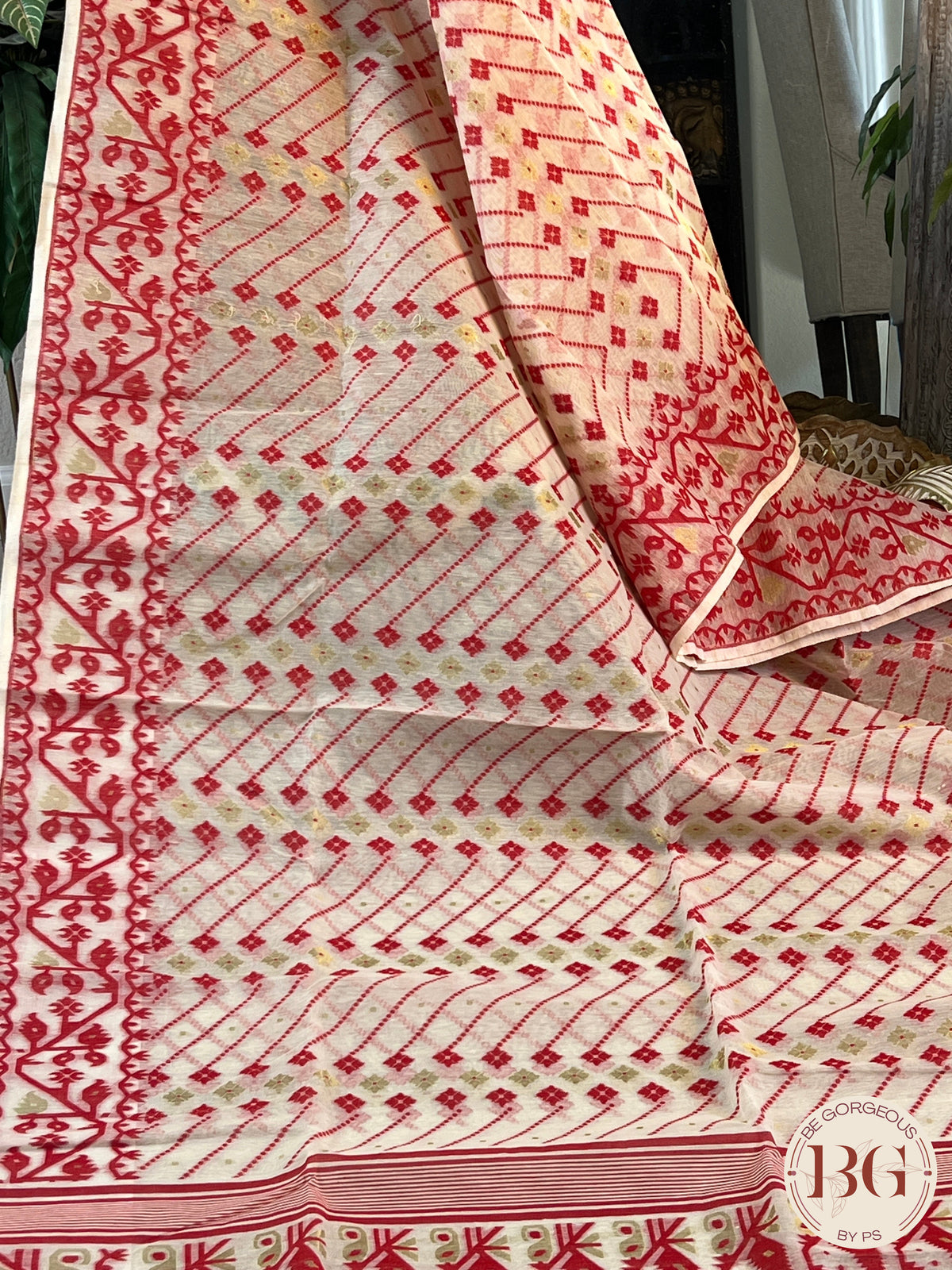 Cotton Jamdani saree color - beige red
