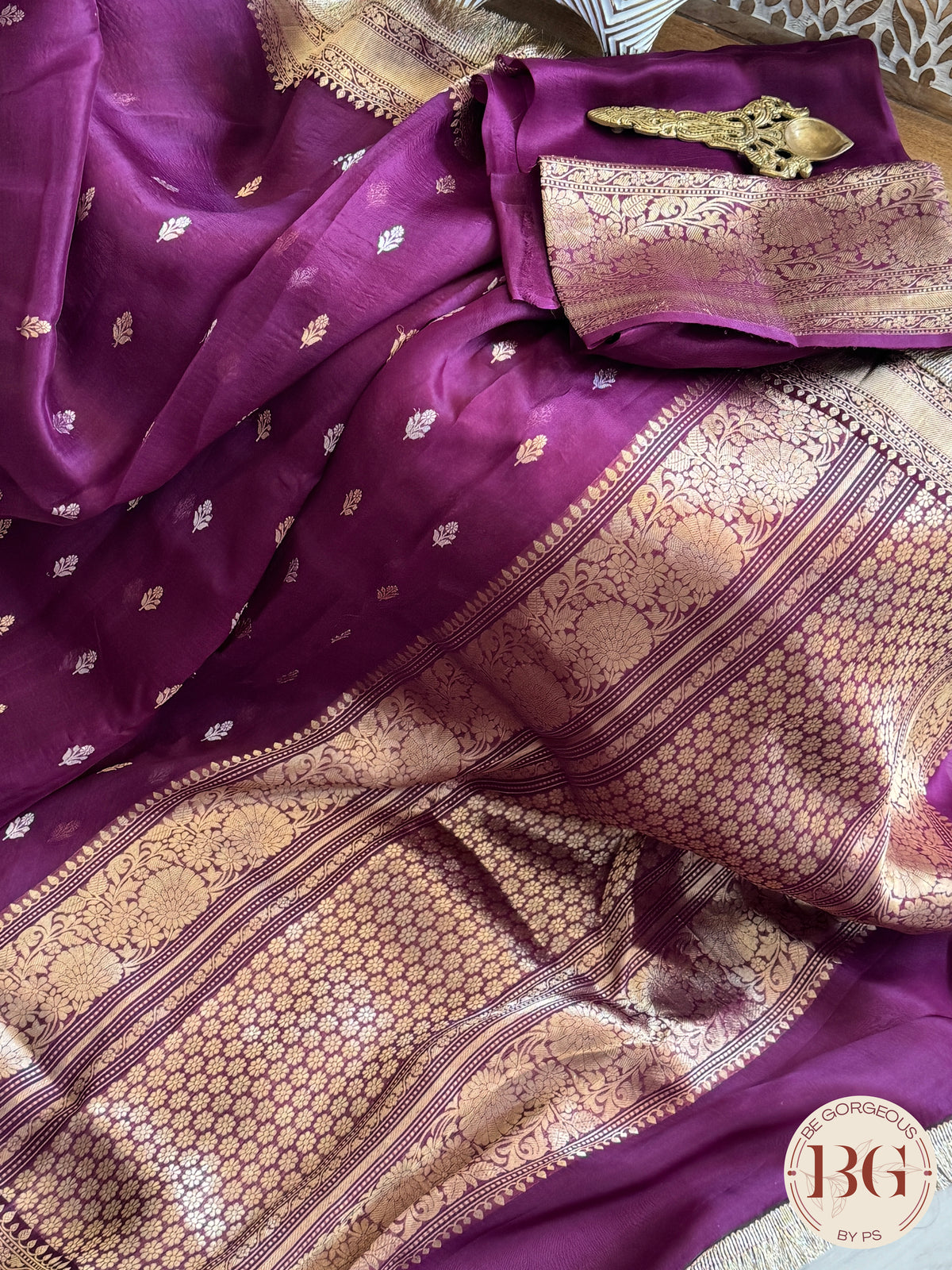 Banarasi kora organza with gota kinaari handloom silk mark certified saree - Purple