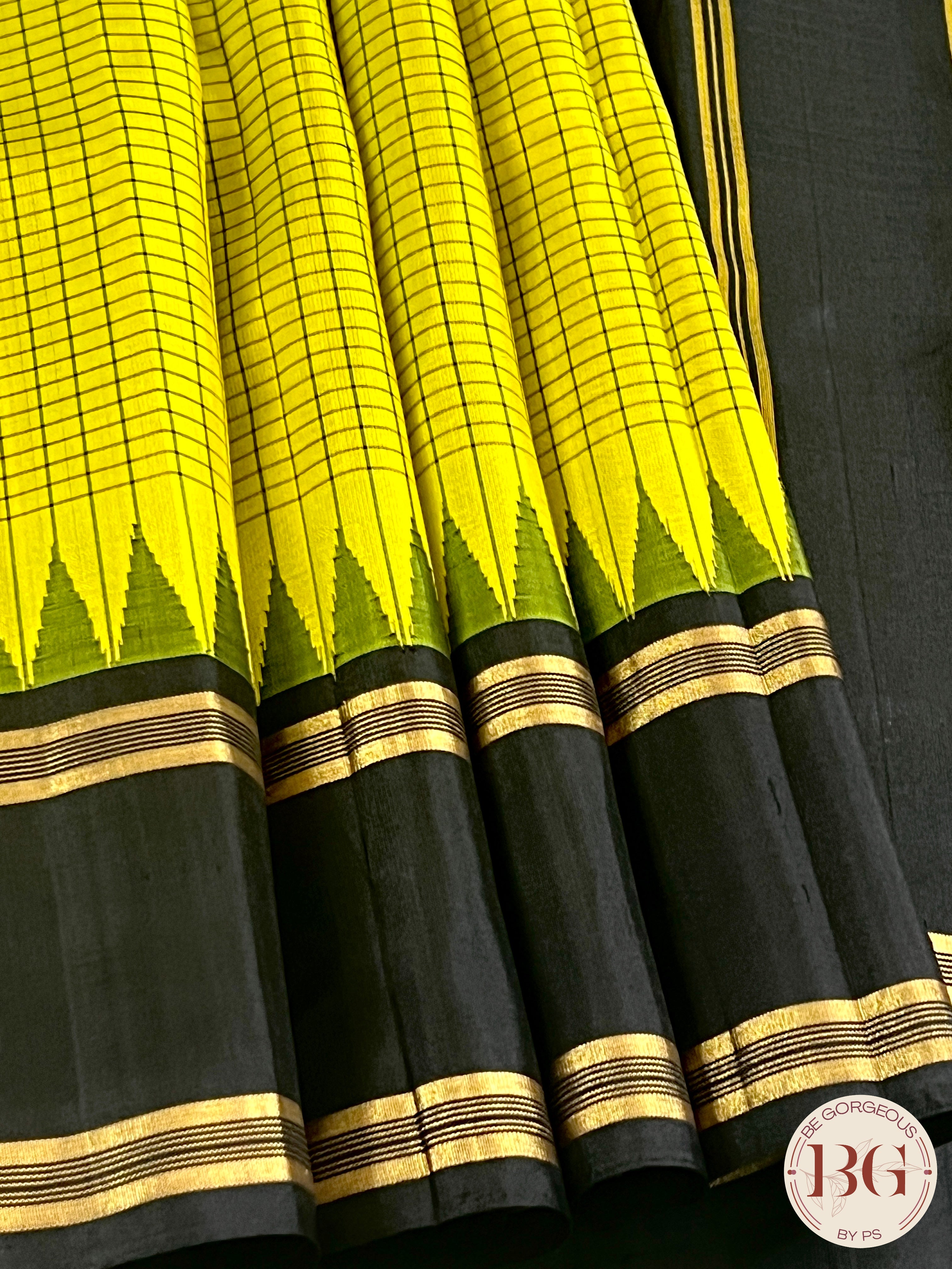 Pure Kanjeevaram Silk Handloom saree color - light green & black