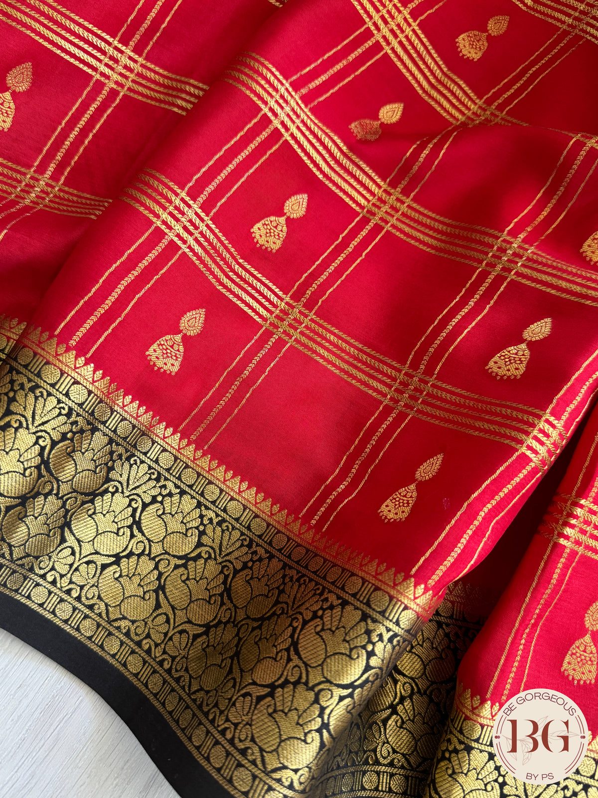 Mysore Pure Silk Handloom Saree - Red Black