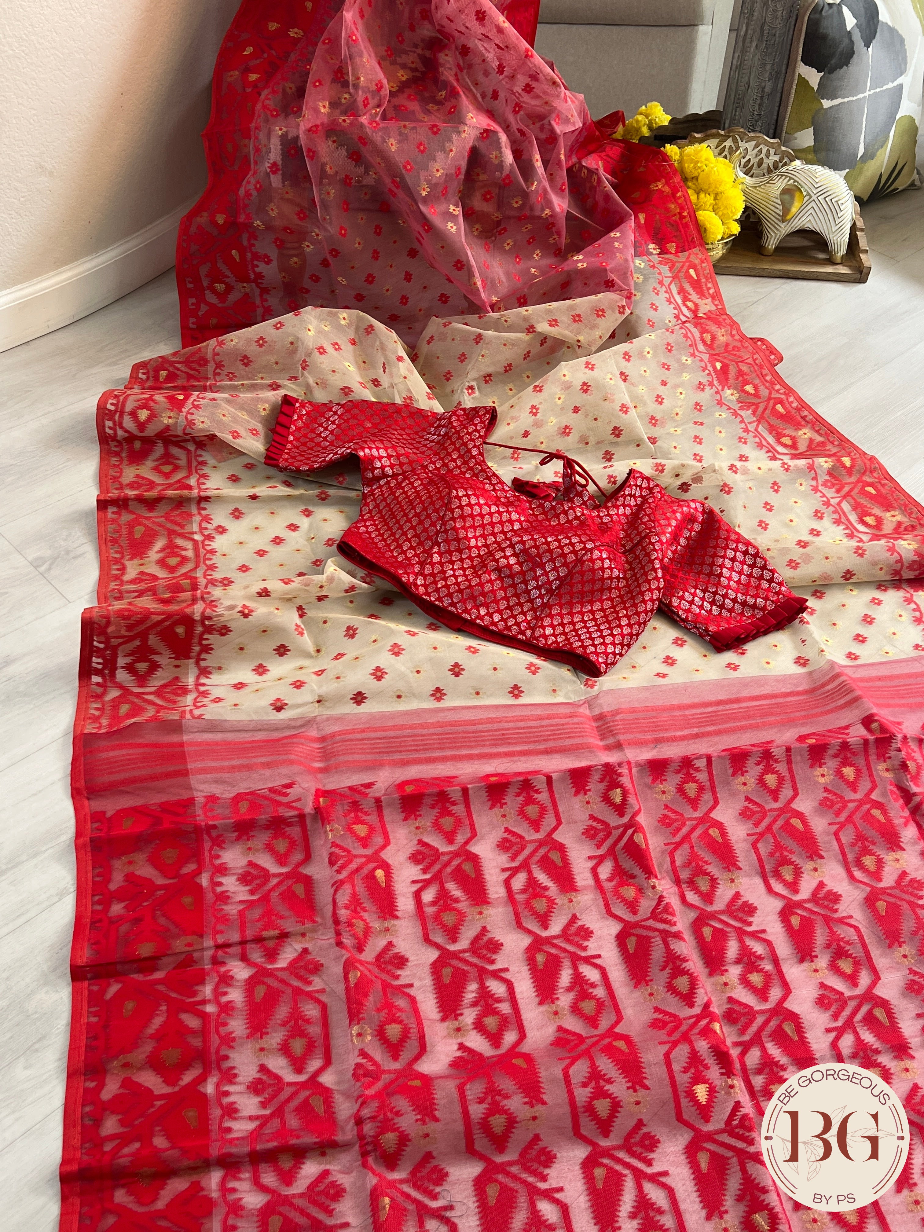 Cotton Jamdani small flowers saree color - beige red