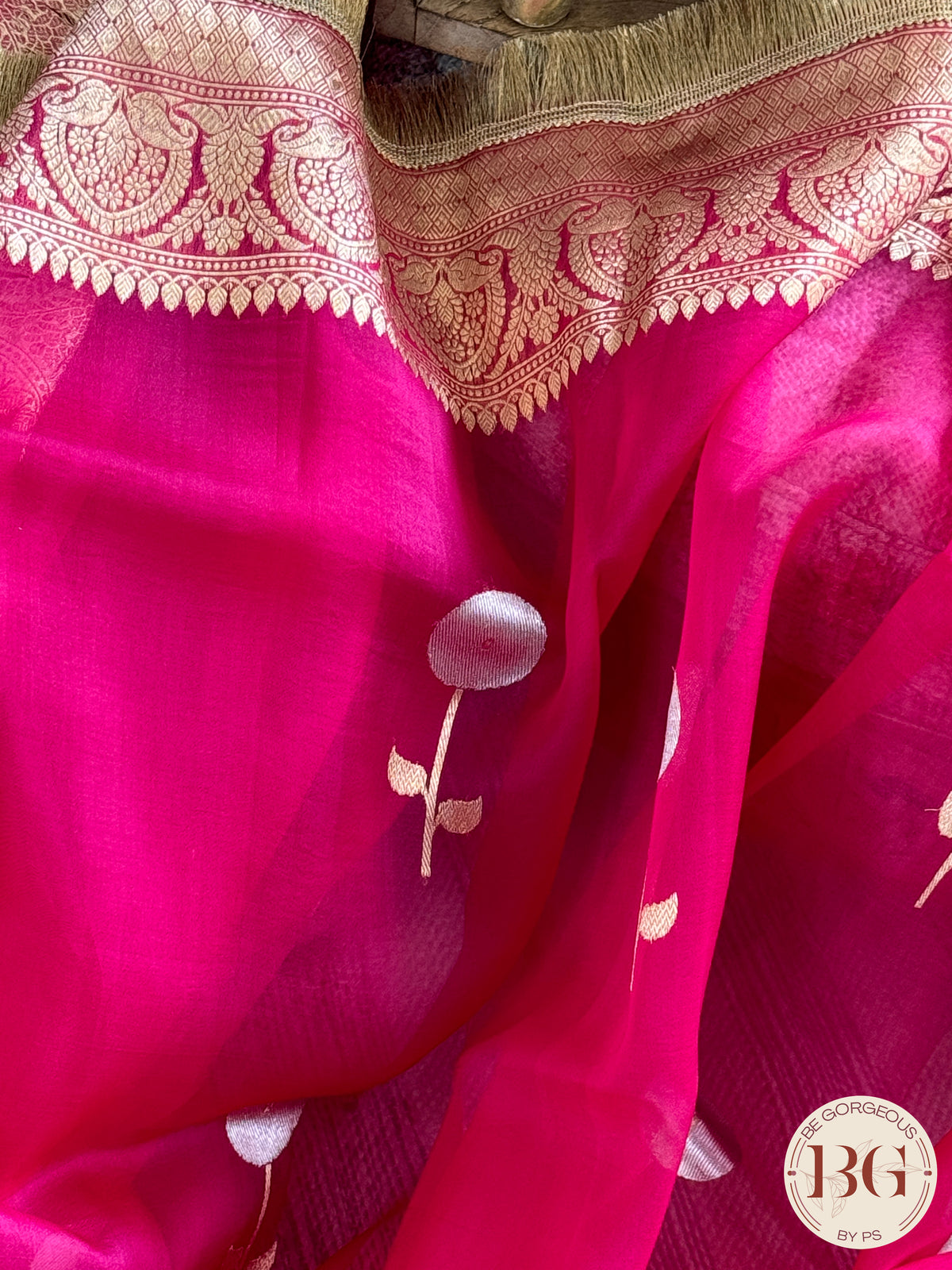 Banarasi Handloom Kora Organza Silk Saree with lace - Silk mark certified - megenta