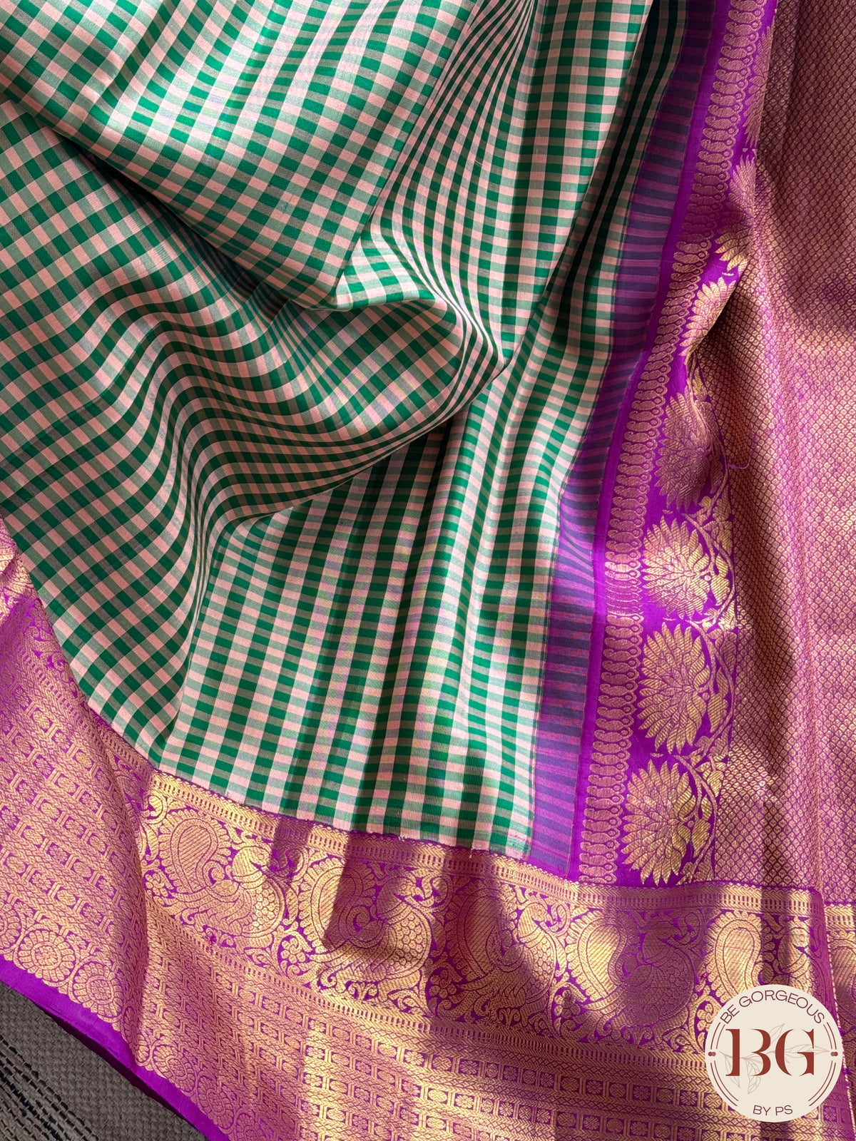 Kanjeevaram pure silk handloom saree checker patter and pure zari - Green