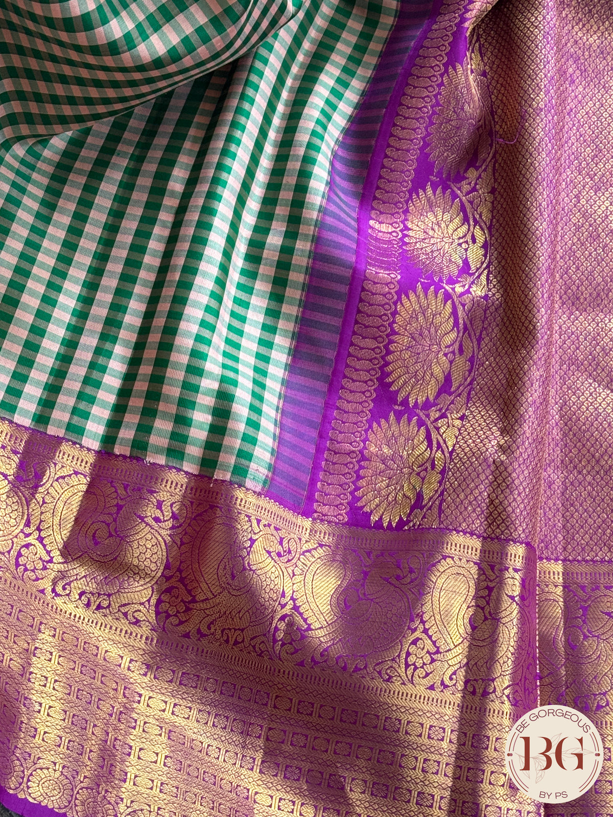 Kanjeevaram pure silk handloom saree checker patter and pure zari - Green