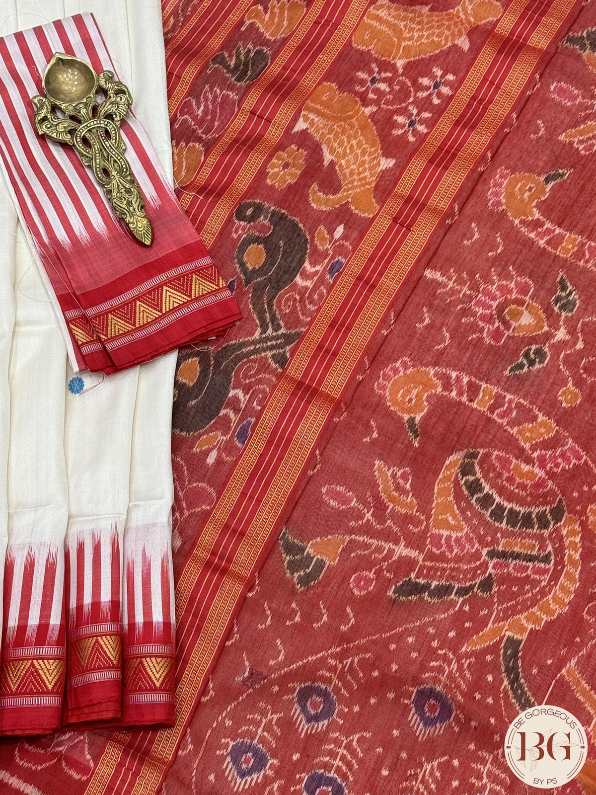 Khandua Silk Kathiphera designed pure silk handloom odisha saree - Off White Red