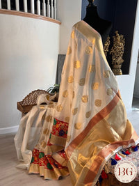 Silk with gold zari border and pallu - Flowers on border saree color - cream