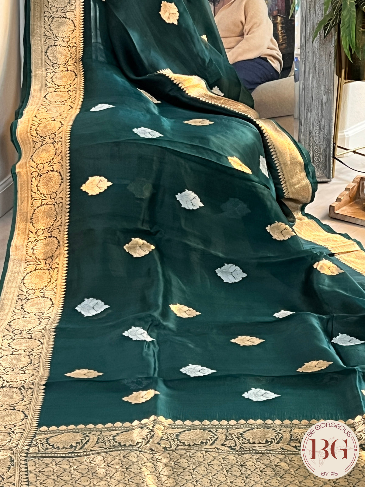 Banarasi Kora Organza Silk Saree Handloom saree color - green