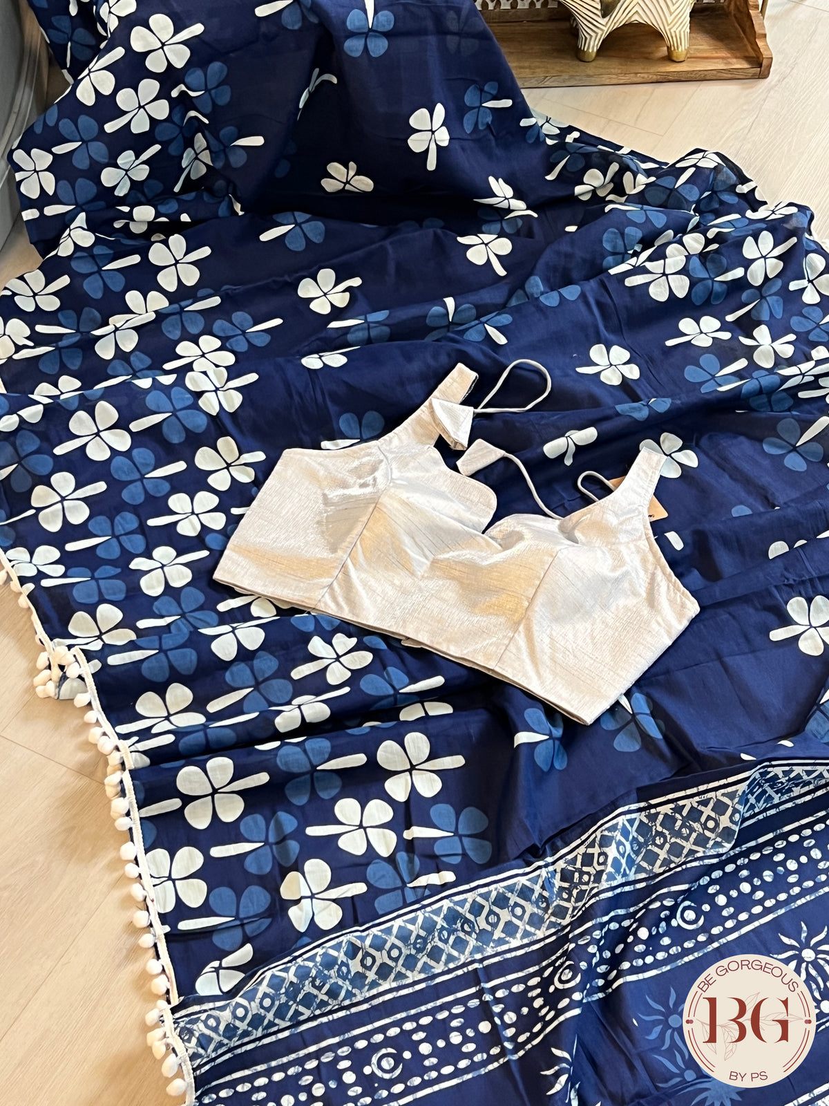 Mulmul Cotton saree with pompom - Flowers saree color - blue