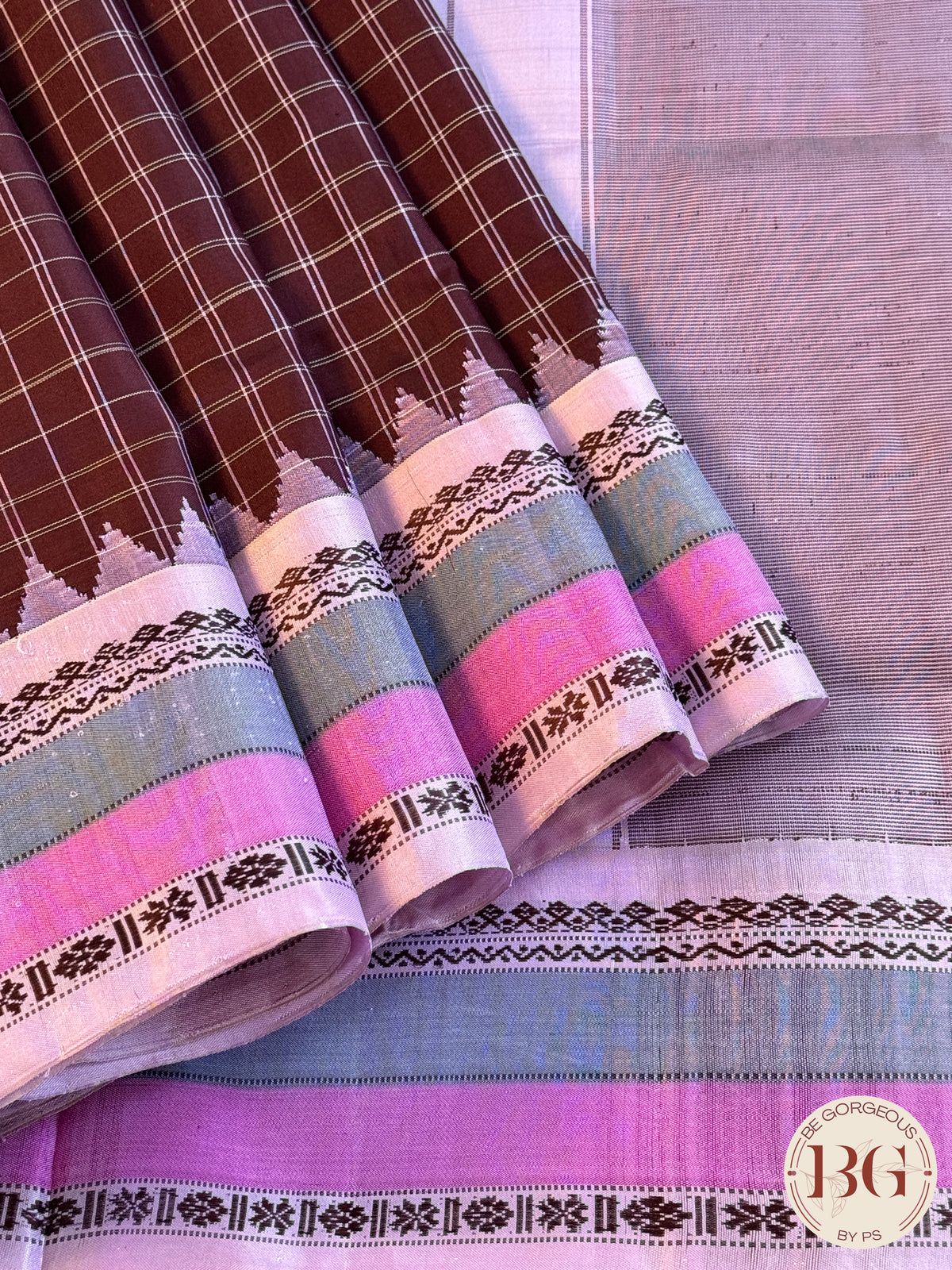Gadwal handloom pure silk saree - Maroon checker with pink grey pallu and border