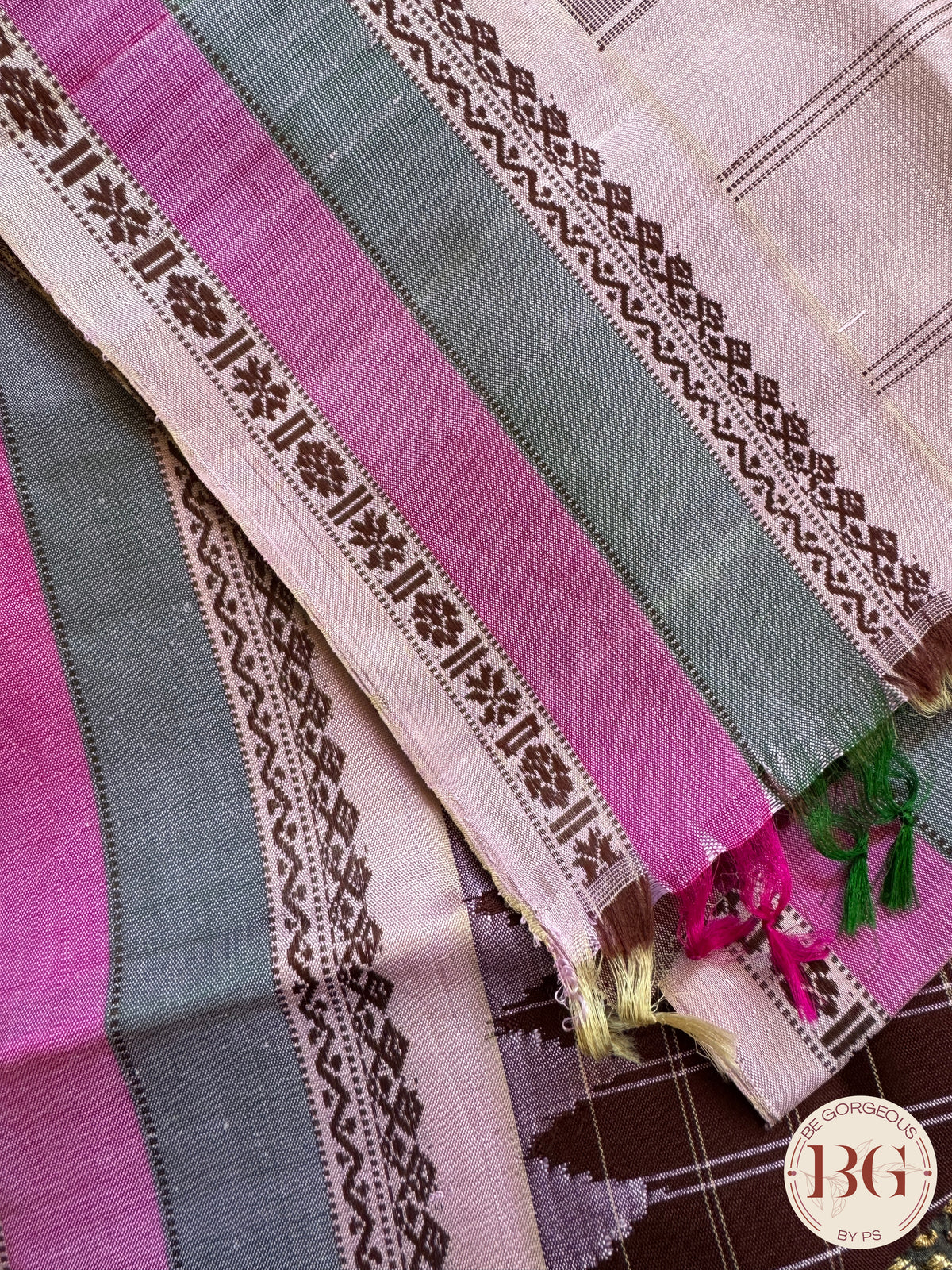 Gadwal handloom pure silk saree - Maroon checker with pink grey pallu and border