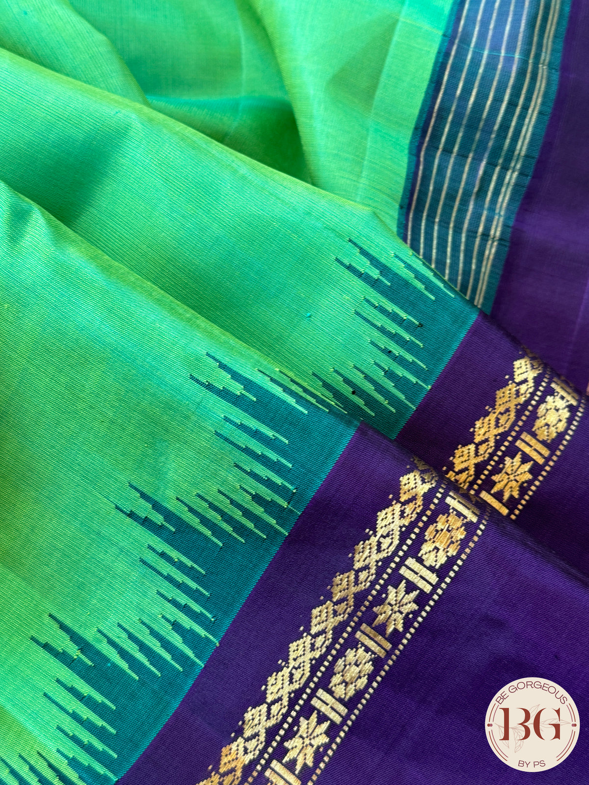 Gadwal handloom pure silk saree - Green Purple