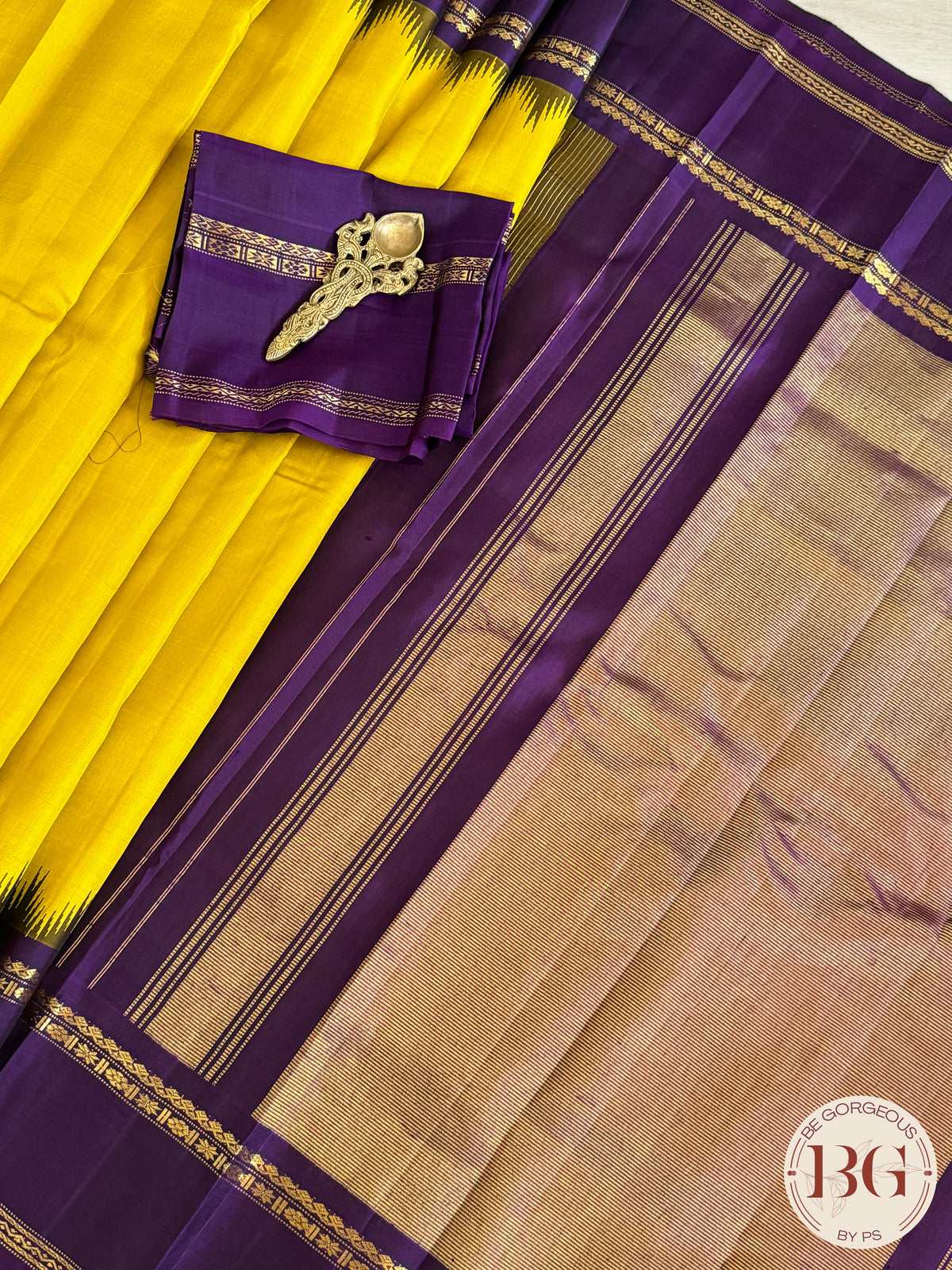 Gadwal handloom pure silk saree - Yellow Purple