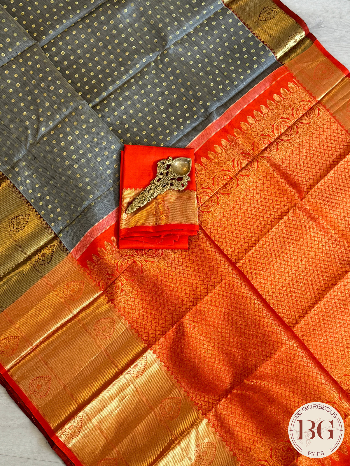 Kanjeevaram pure silk handloom saree - laxman butta grey