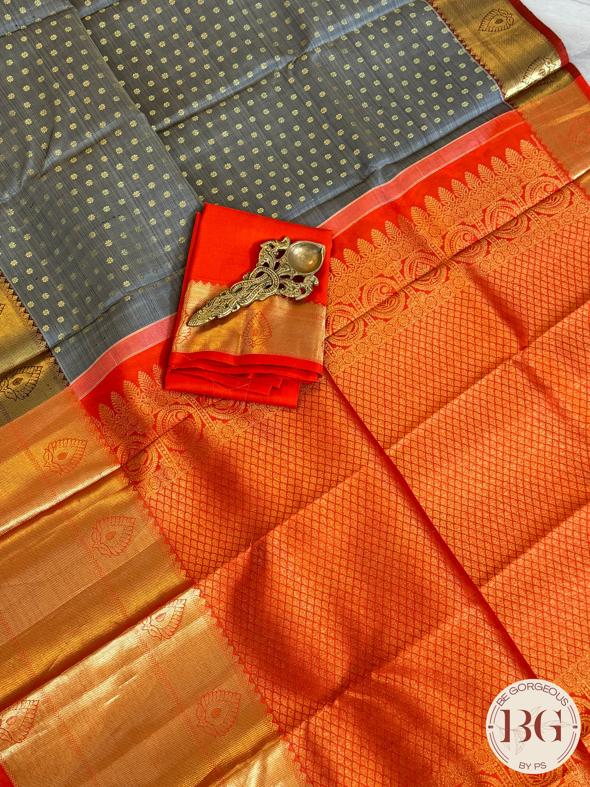 Kanjeevaram pure silk handloom saree - laxman butta grey